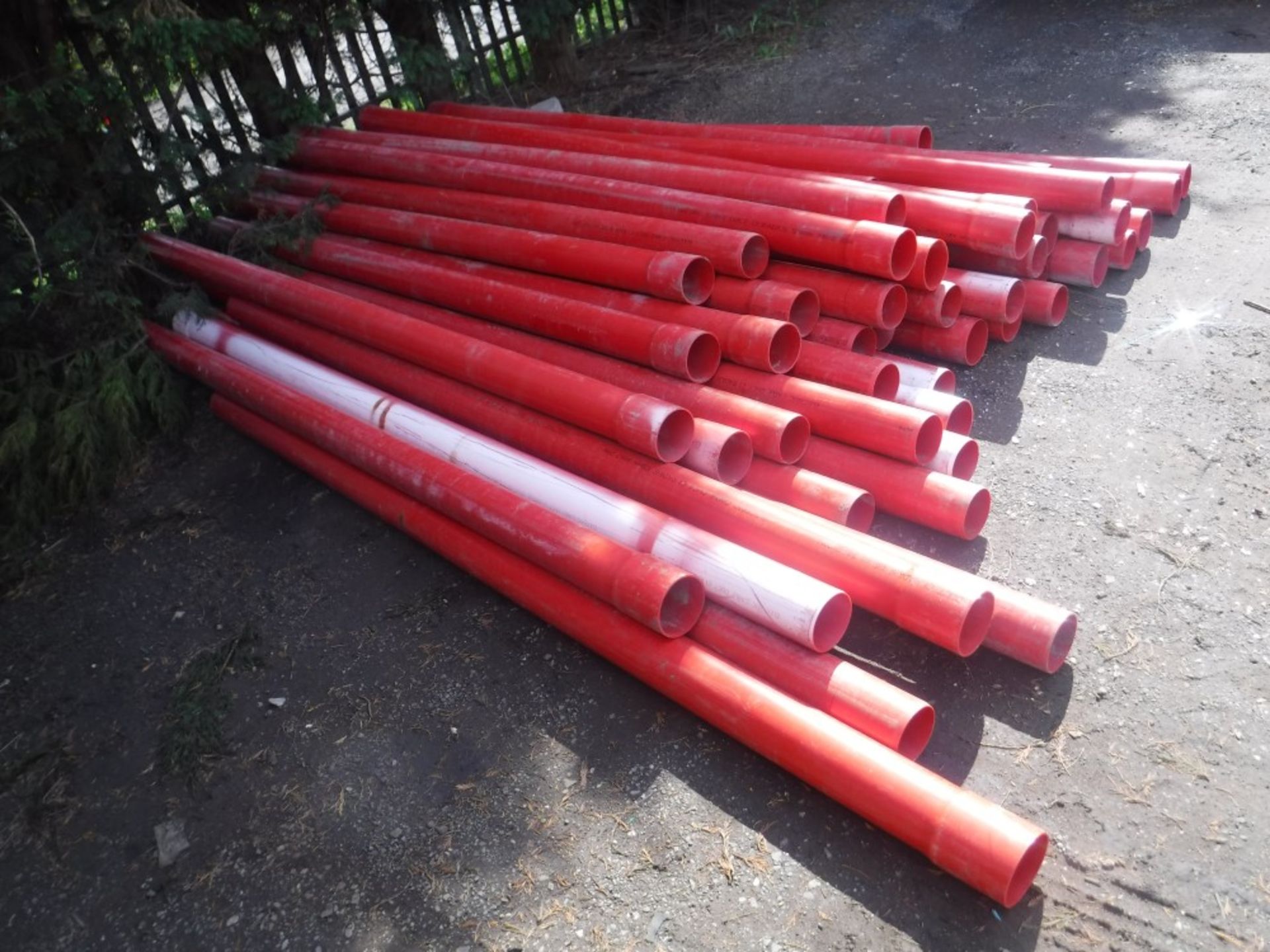 DUCTING (RED ON FLOOR) [NO VAT