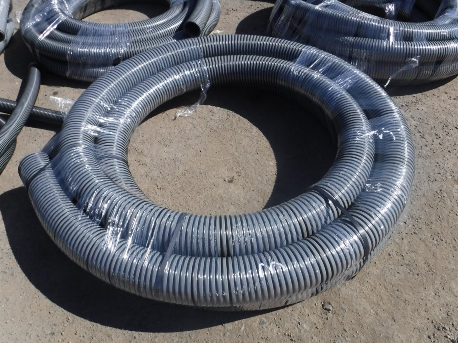 15MTS OF 4" GREY HEAVY DUTY SUCTION HOSE (3) [NO VAT]