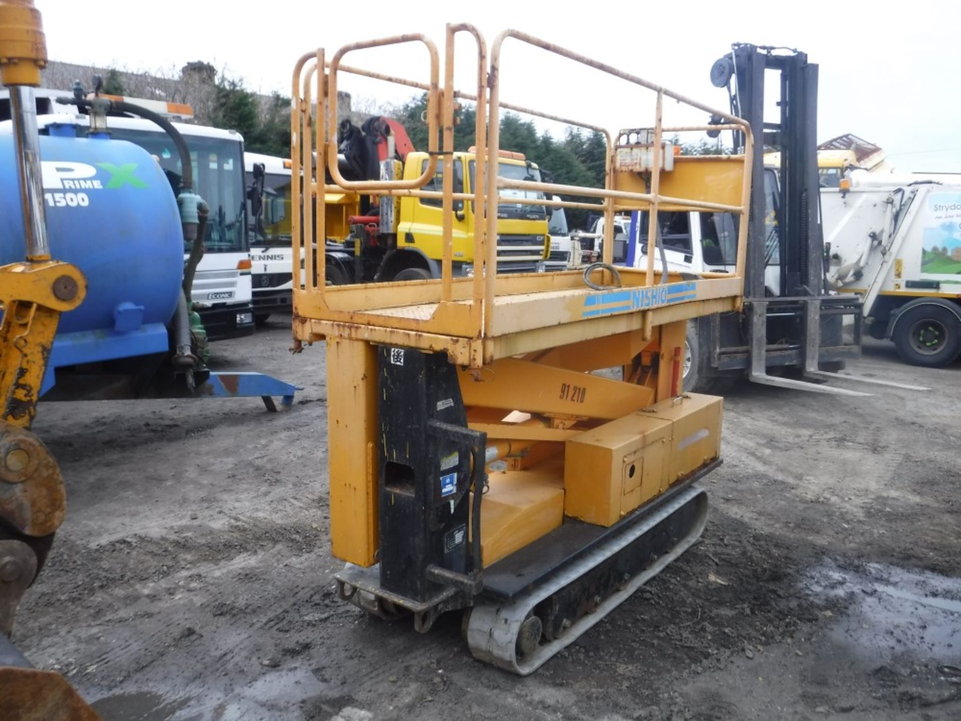 NISHIO 6M NARROW TRACKED PLATFORM (91210) [+ VAT]