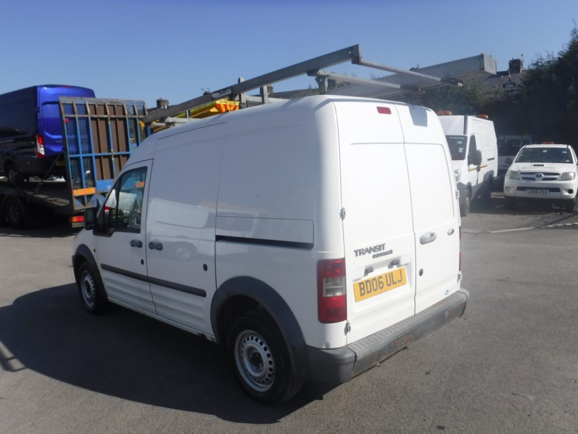 06 reg FORD TRANSIT CONNECT L220 D, 1ST REG 07/06, TEST 05/18, 132515M NOT WARRANTED, V5 HERE, 1 - Bild 3 aus 5