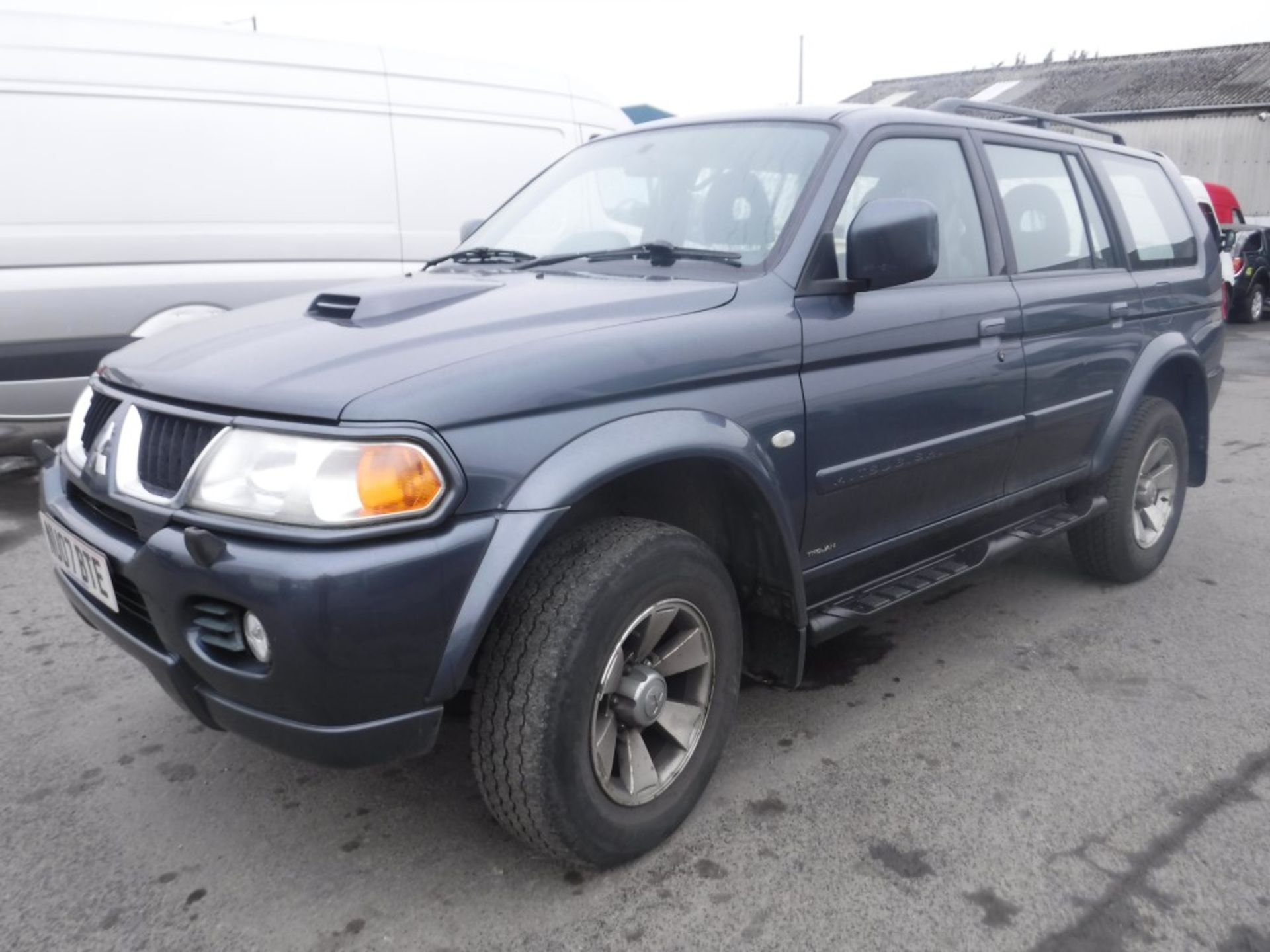 07 reg MITSUBISHI SHOGUN TROJAN SPORT, 1ST REG 03/07, TEST 02/19, 103566M WARRANTED, V5 HERE, 2 - Bild 2 aus 5