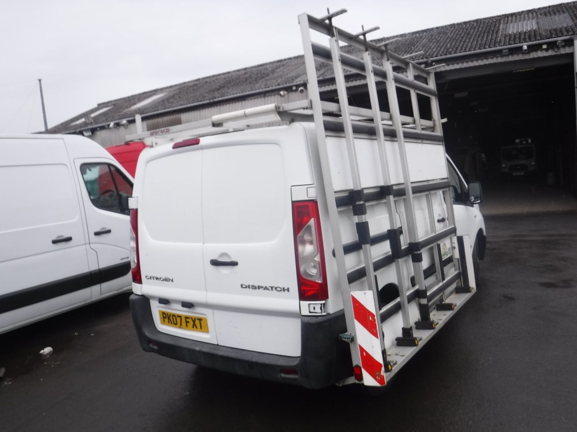 07 reg CITROEN DISPATCH 1000 HDI 120 SWB C/W ROOF & SIDE GLASS RACKS, 1ST REG 04/07, TEST 05/19, - Image 4 of 5