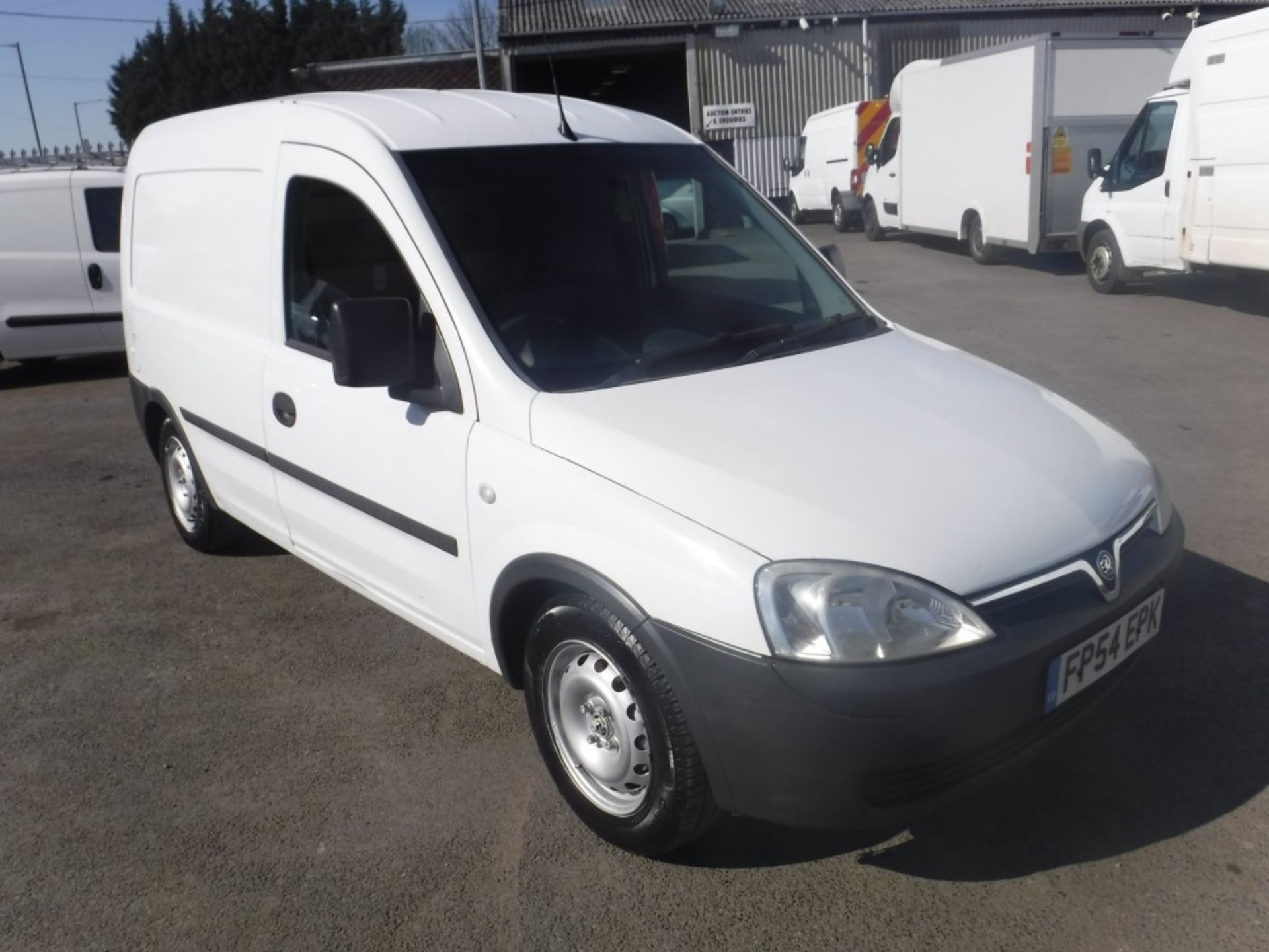 54 reg VAUXHALL COMBO 1700 DI VAN, 1ST REG 11/04, TEST 11/18, 173179M NOT WARRANTED, V5 HERE, 2