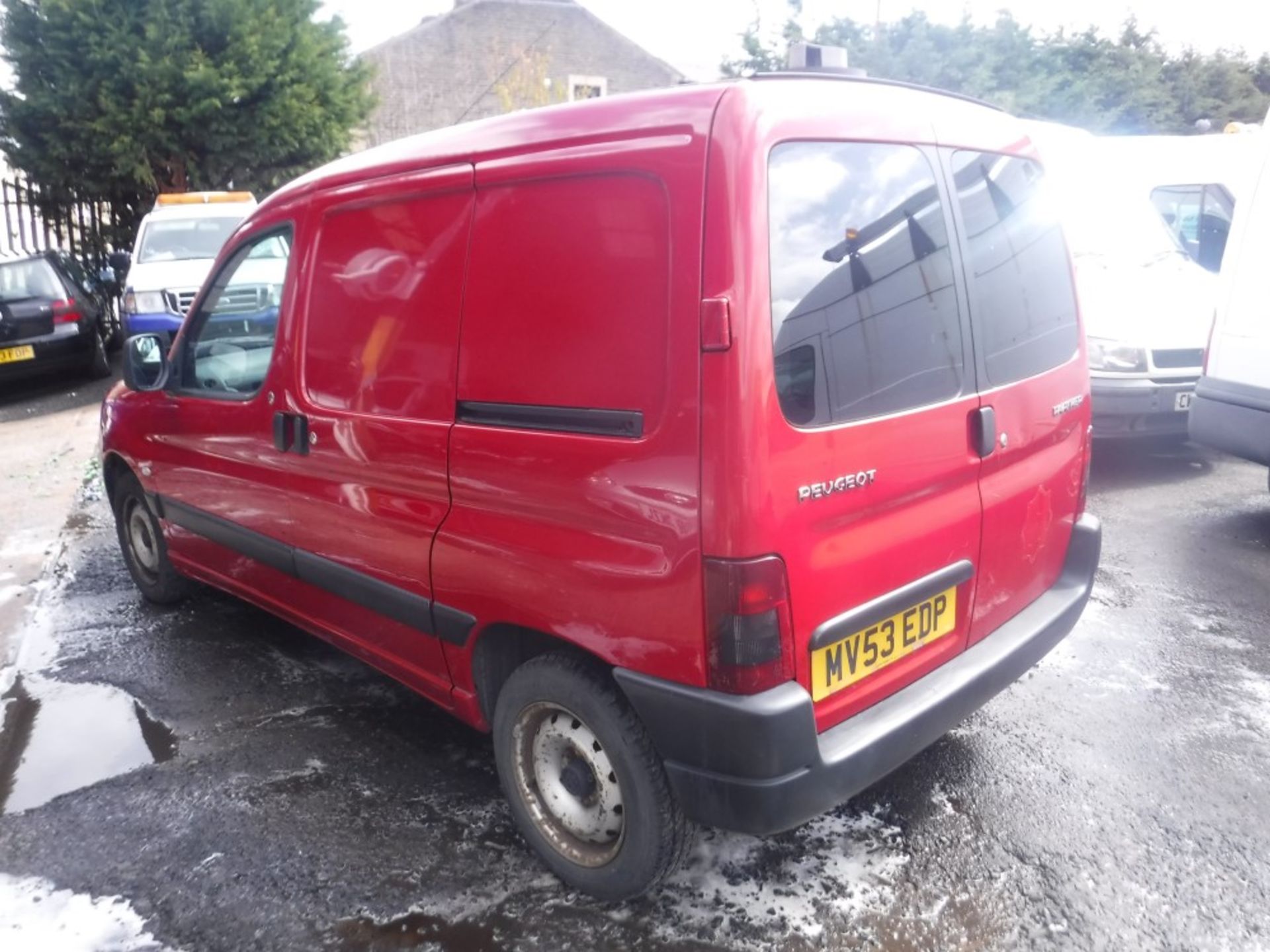 53 reg PEUGEOT PARTNER 600 LX D VAN (DIRECT GTR M/C FIRE) 1ST REG 10/03, TEST 07/18, 50174M, V5 - Bild 3 aus 5