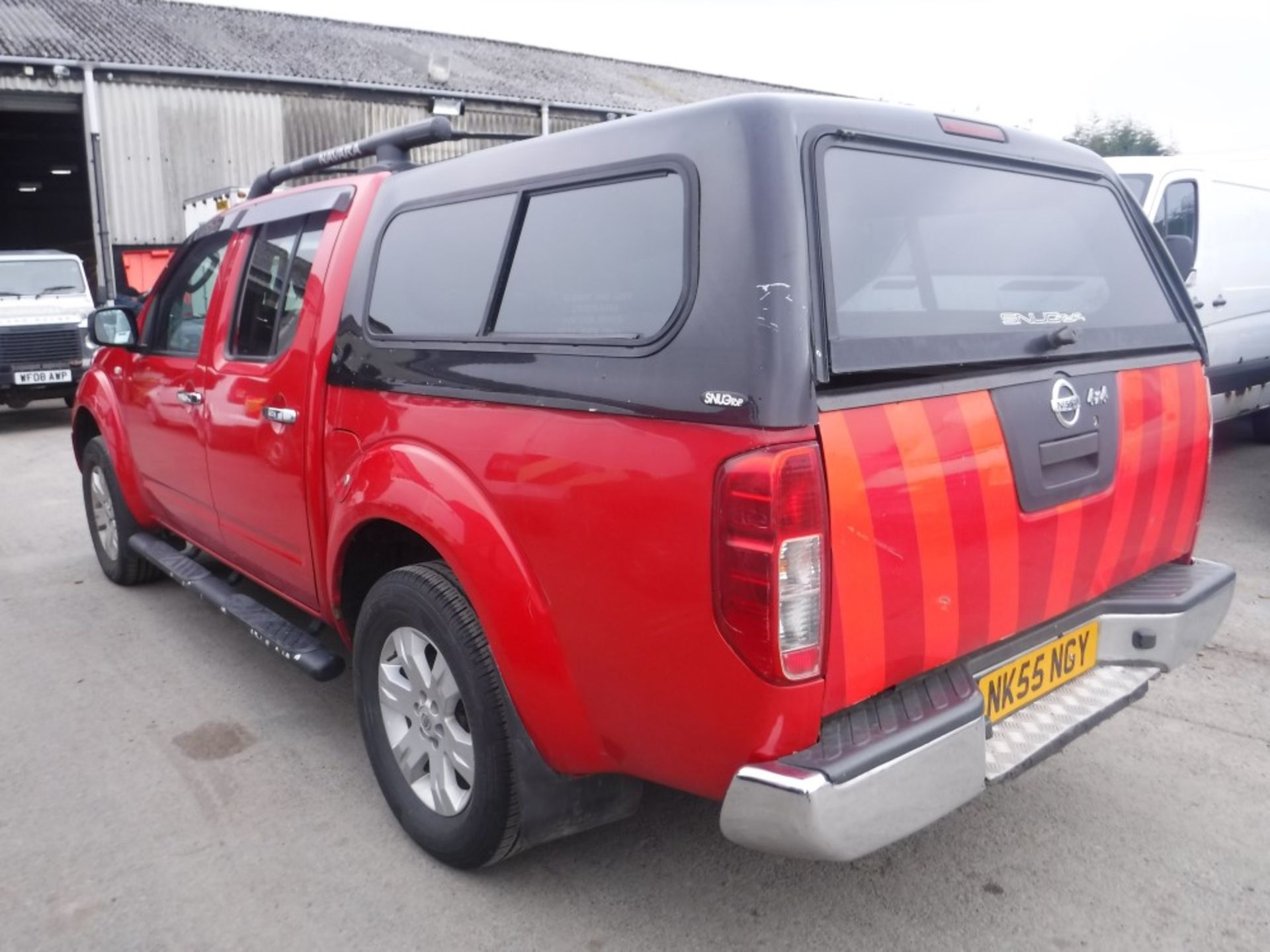 55 reg NISSAN NAVARA DCI PICKUP, 1ST REG 11/05, TEST 10/18, 191880M NOT WARRANTED, V5 HERE, 5 FORMER - Bild 3 aus 5