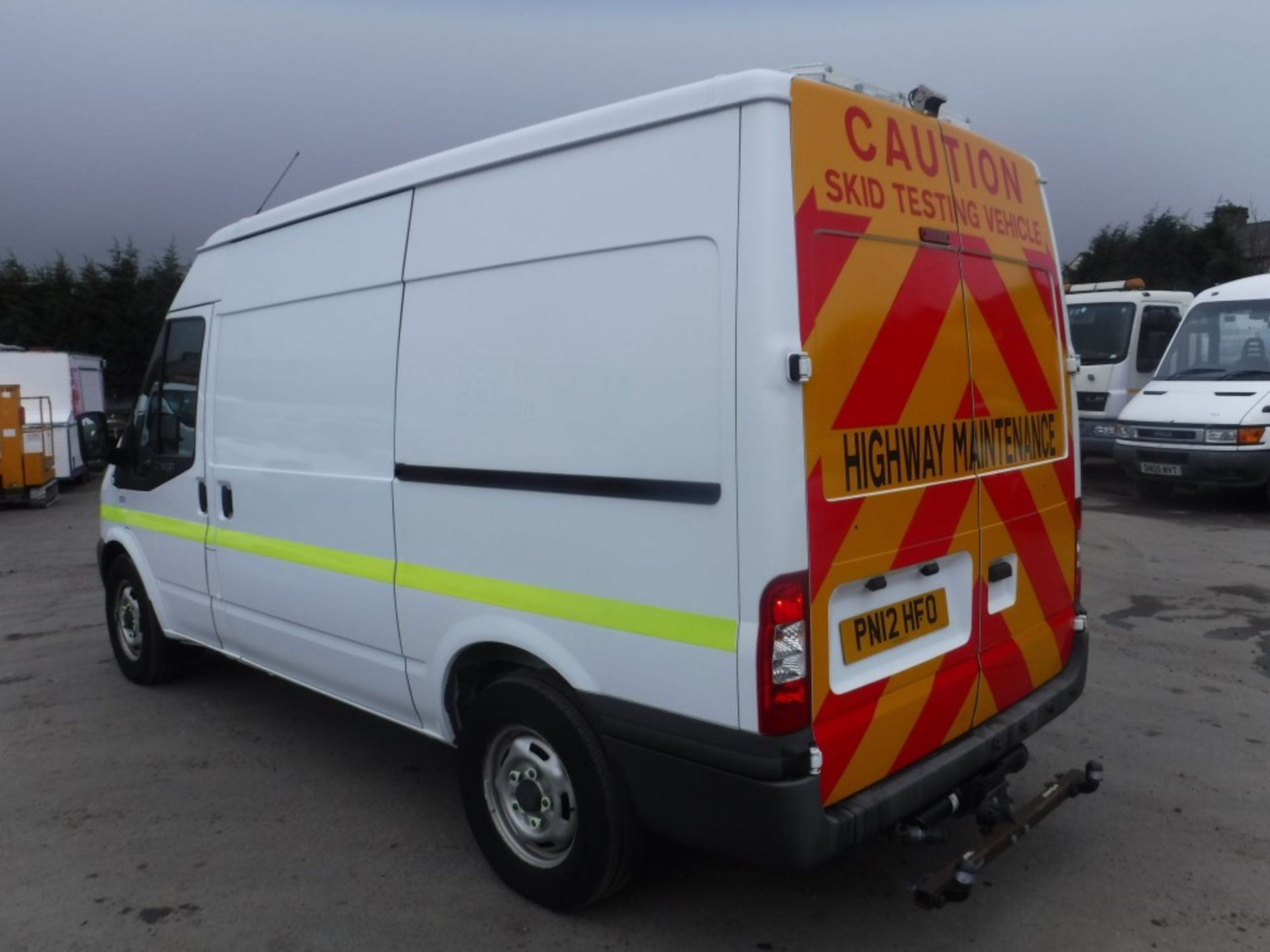 12 reg FORD TRANSIT 125 T350 RWD C/W FINDLAY IRVINE GRIP TESTER (DIRECT COUNCIL) 1ST REG 03/12, - Image 3 of 7