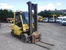 HYSTER 4 TON DIESEL FORK LIFT TRUCK WITH ROTATING FORKS, 16050 HOURS [+ VAT]
