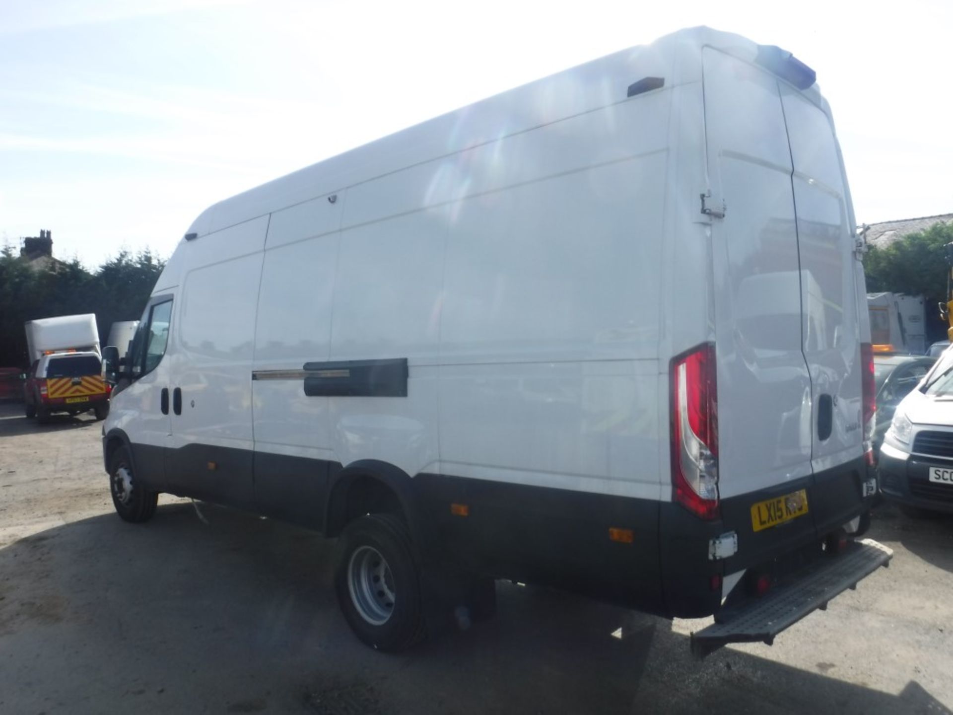 15 reg IVECO DAILY 65C17, 1ST REG 03/15, TEST 03/19, 55883M, V5 MAY FOLLOW [+ VAT] - Image 3 of 5