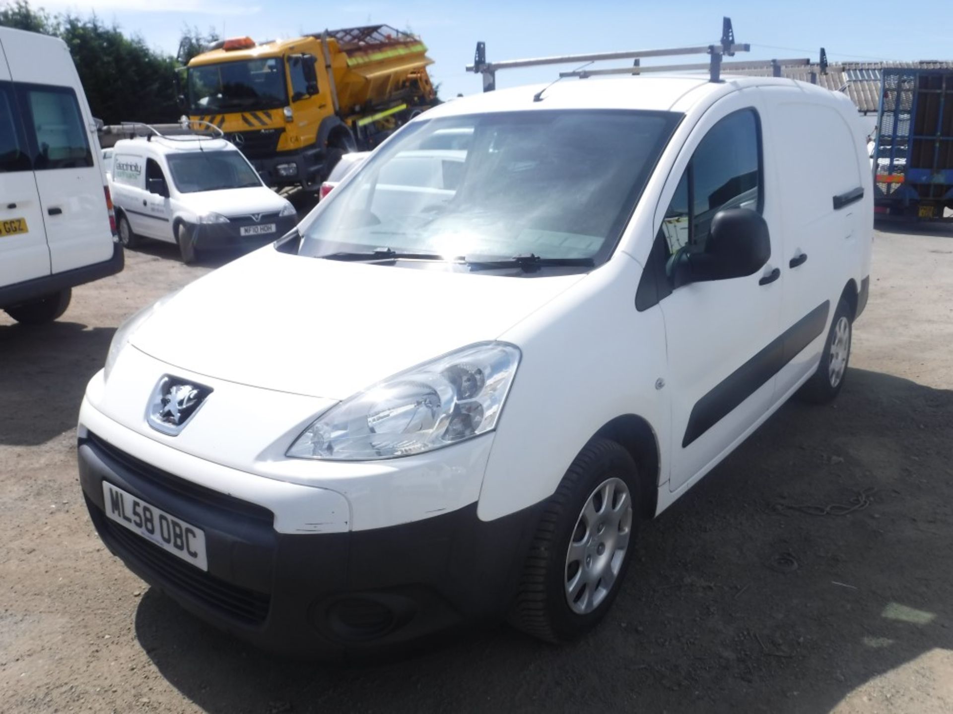 58 reg PEUGEOT PARTNER 750 SE HDI VAN, 1ST REG 10/08, TEST 11/18, 128456M NOT WARRANTED, V5 HERE, - Image 2 of 5