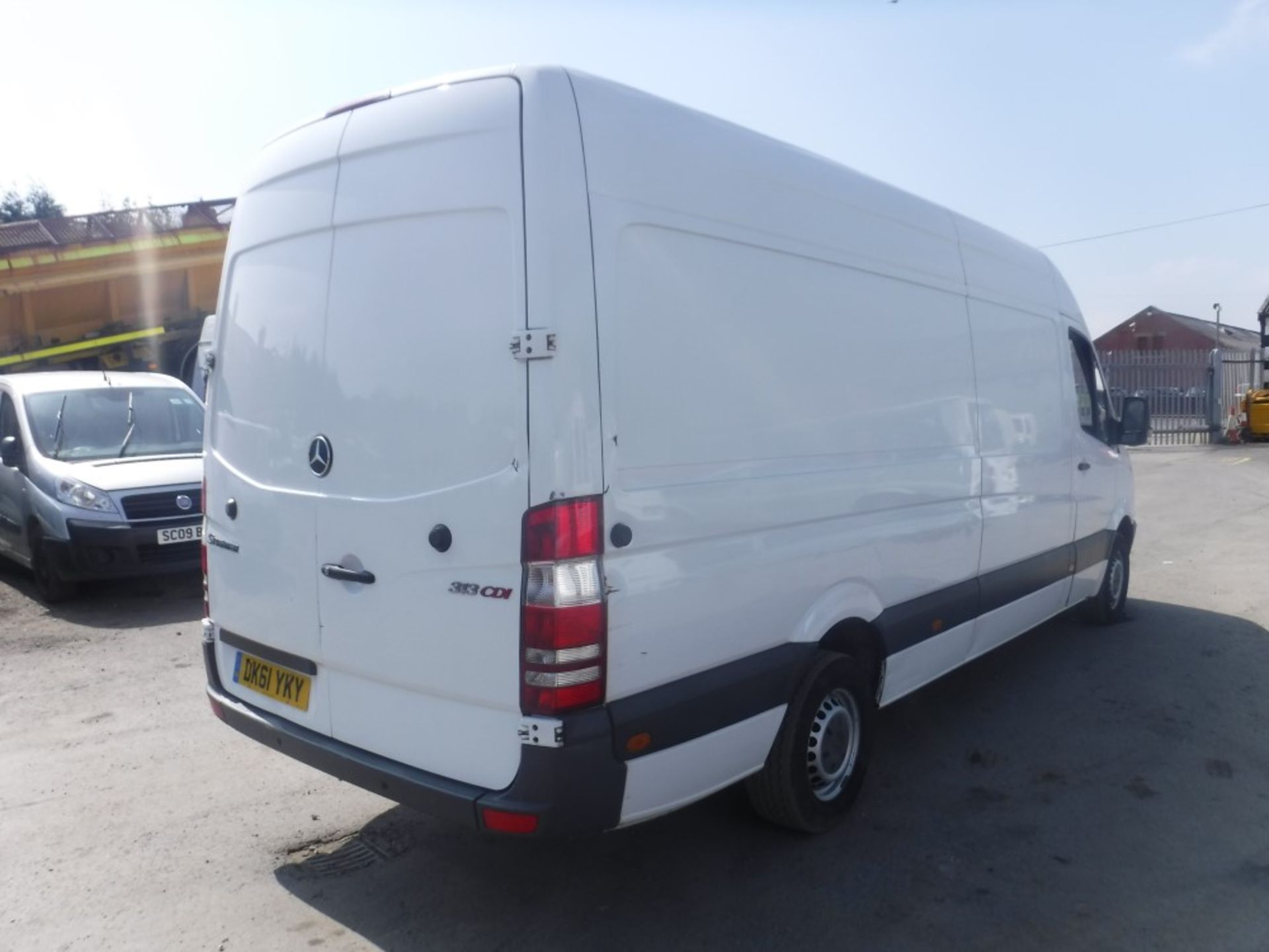 61 reg MERCEDEES SPRINTER 313 CDI PANEL VAN, 1ST REG 09/11, TEST 10/18, 164410M NOT WARRANTED, V5 - Image 4 of 5