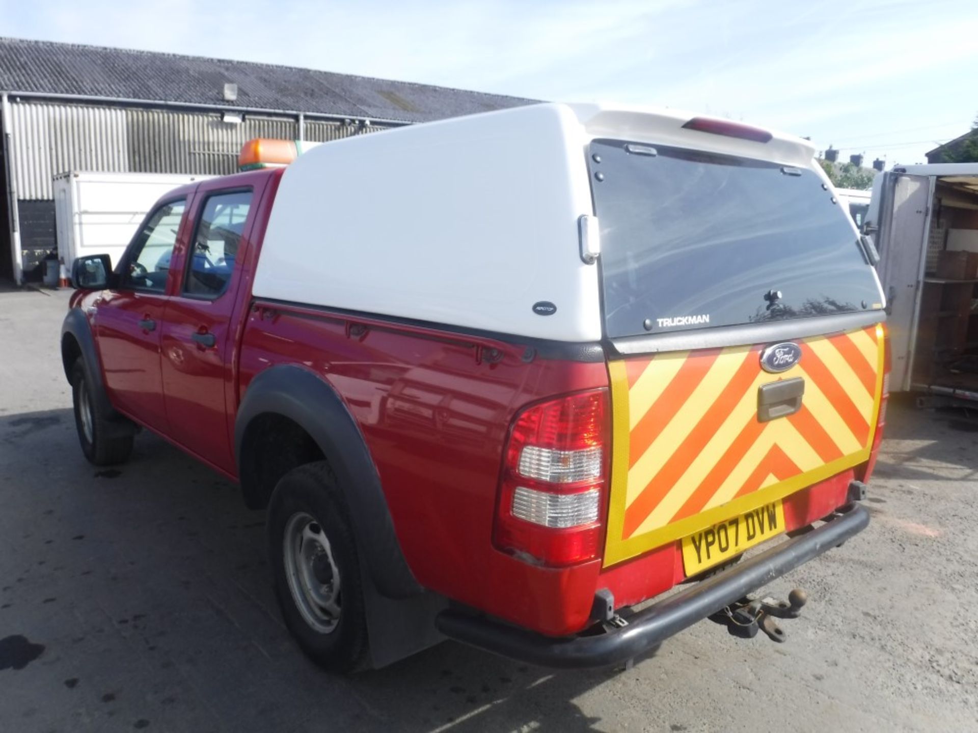 07 reg FORD RANGER DOUBLE CAB 4WD PICKUP, 1ST REG 06/07, TEST 04/19, 42302M WARRANTED, V5 HERE, 1 - Image 3 of 5