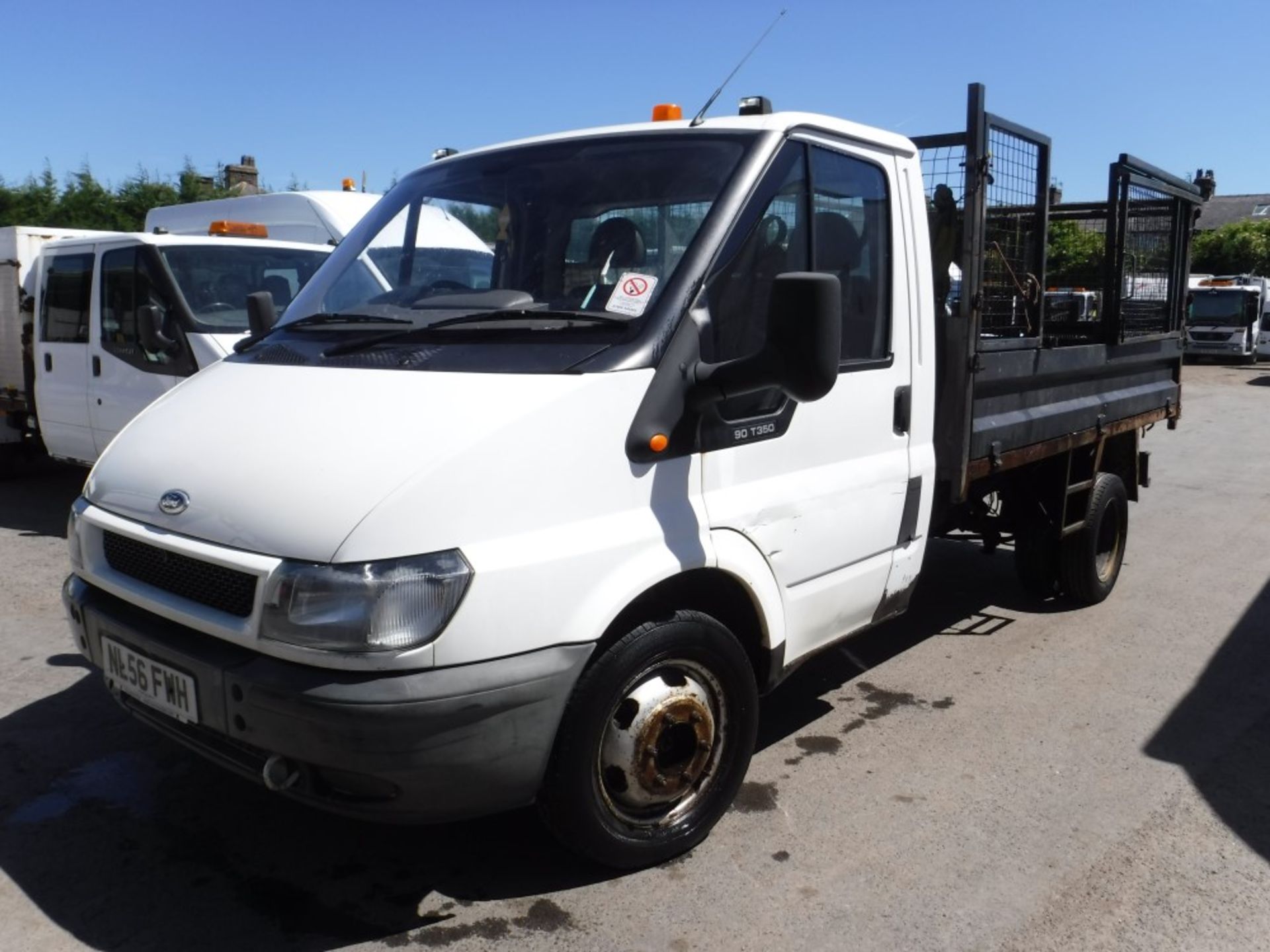 56 reg FORD TRANSIT 350 MWB TD TIPPER (DIRECT COUNCIL) 1ST REG 09/06, 48991M, V5 HERE, 1 FORMER - Image 2 of 5