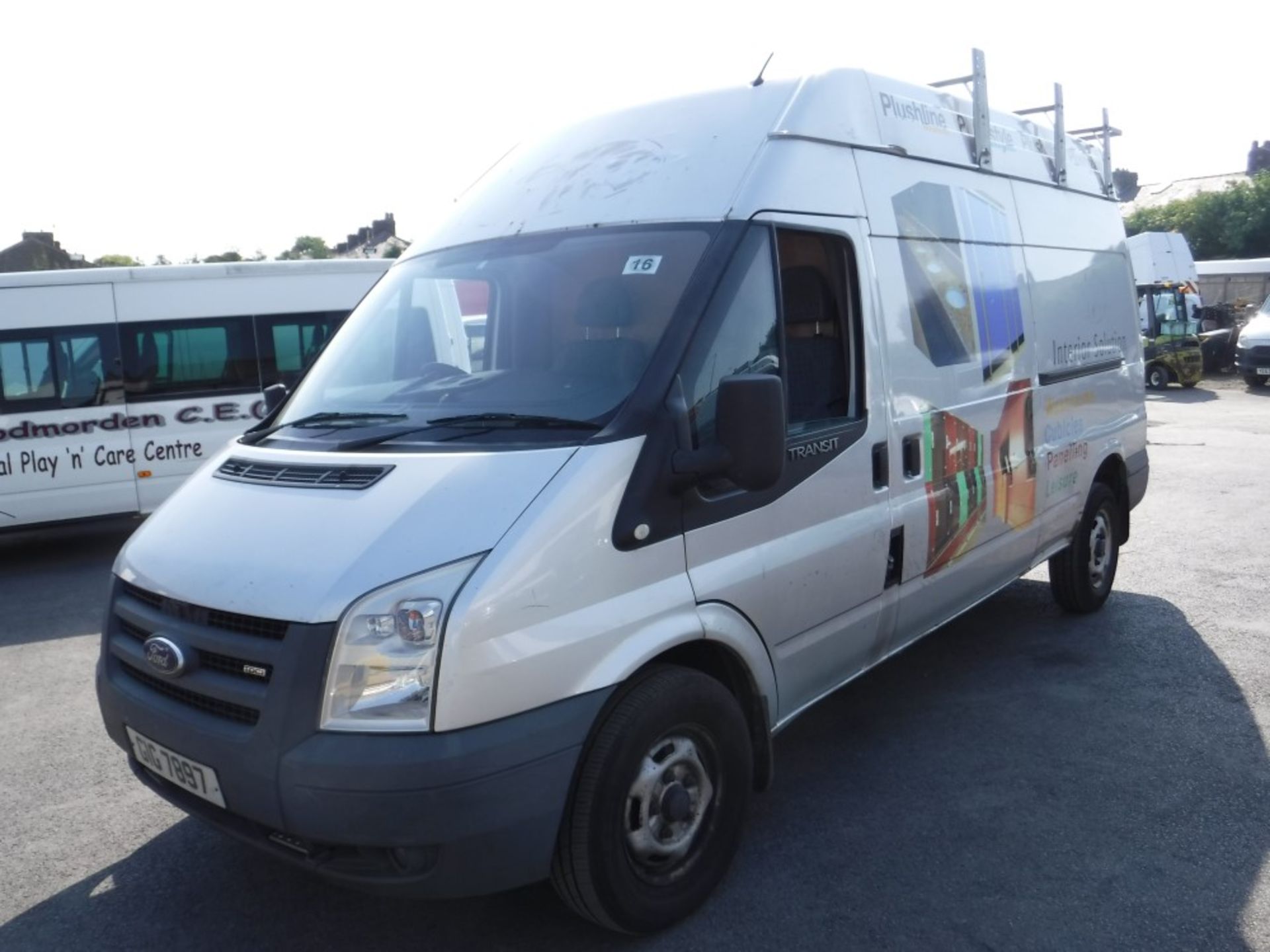 2008 FORD TRANSIT 140 T350L RWD, 1ST REG 09/08, TEST 11/18, 197569M NOT WARRANTED, V5 HERE, 2 FORMER - Image 2 of 5