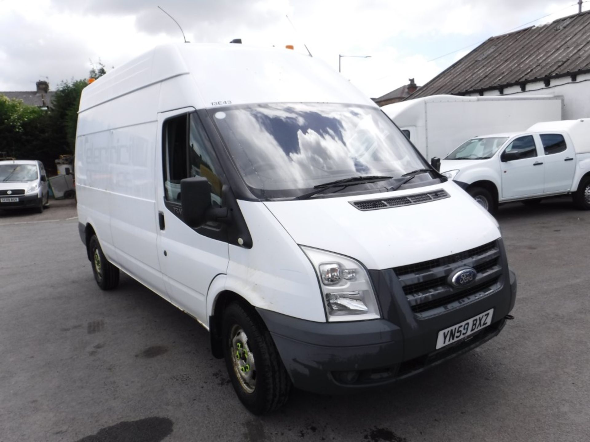 59 reg FORD TRANSIT 115 T350L RWD (DIRECT ELECTRICITY NW) 1ST REG 10/09, TEST 09/18, 99043, NO 3RD