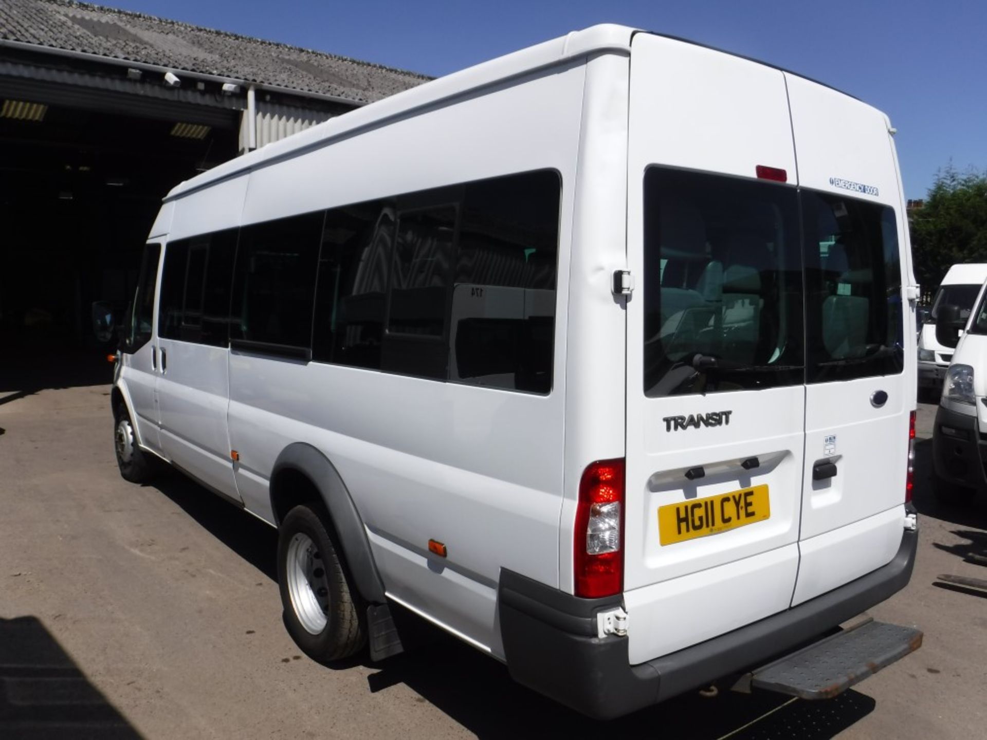 11 reg FORD TRANSIT 115 T430 RWD 17 SEAT MINIBUS, 1ST REG 03/11, TEST 02/19, 350995KM WARRANTED, - Bild 3 aus 6