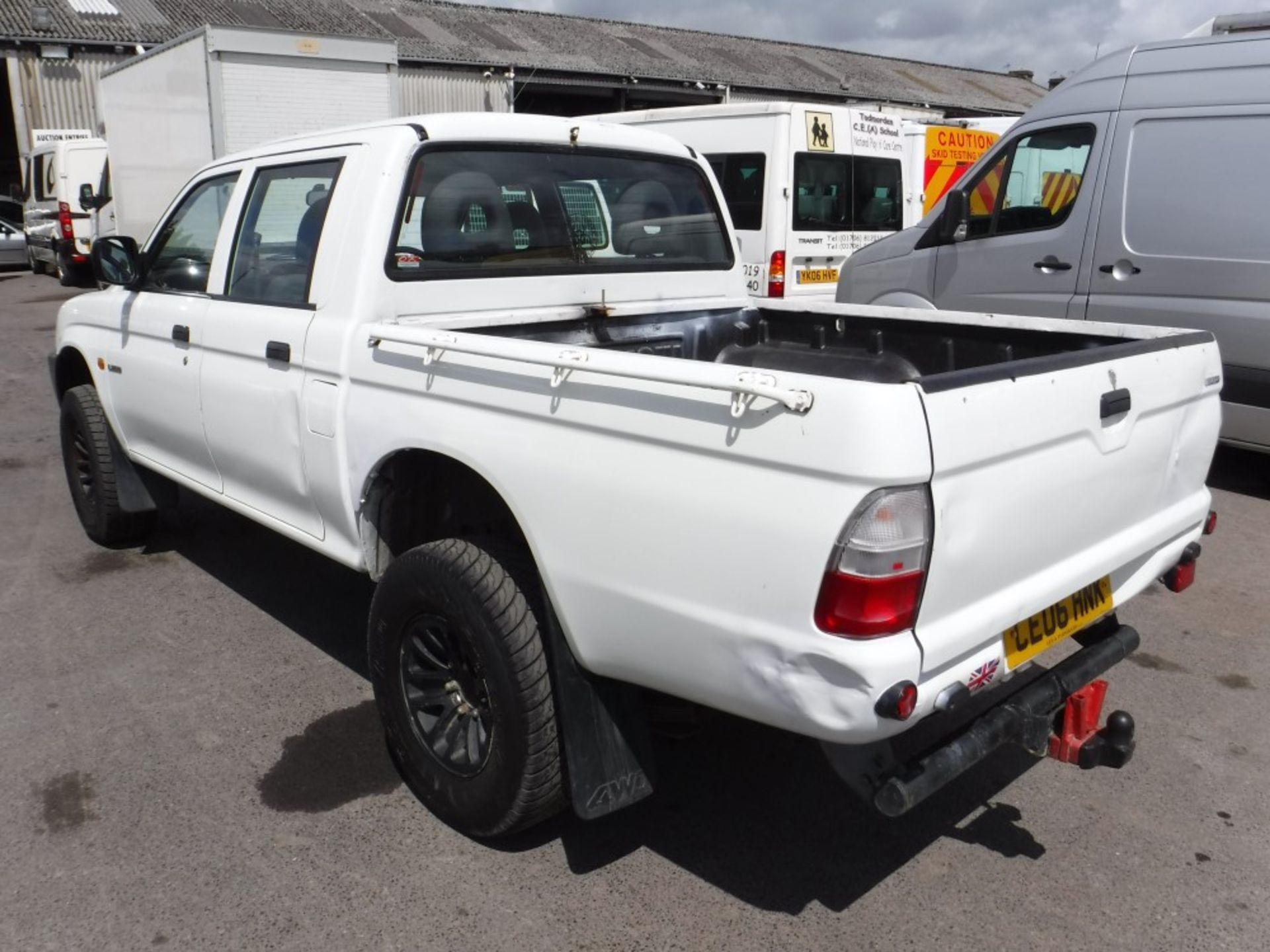 06 reg MITSUBISHI L200 GL 4WORK LWB, 1ST REG 03/06, TEST 07/18, 111657M WARRANTED, V5 HERE, 6 FORMER - Bild 3 aus 6