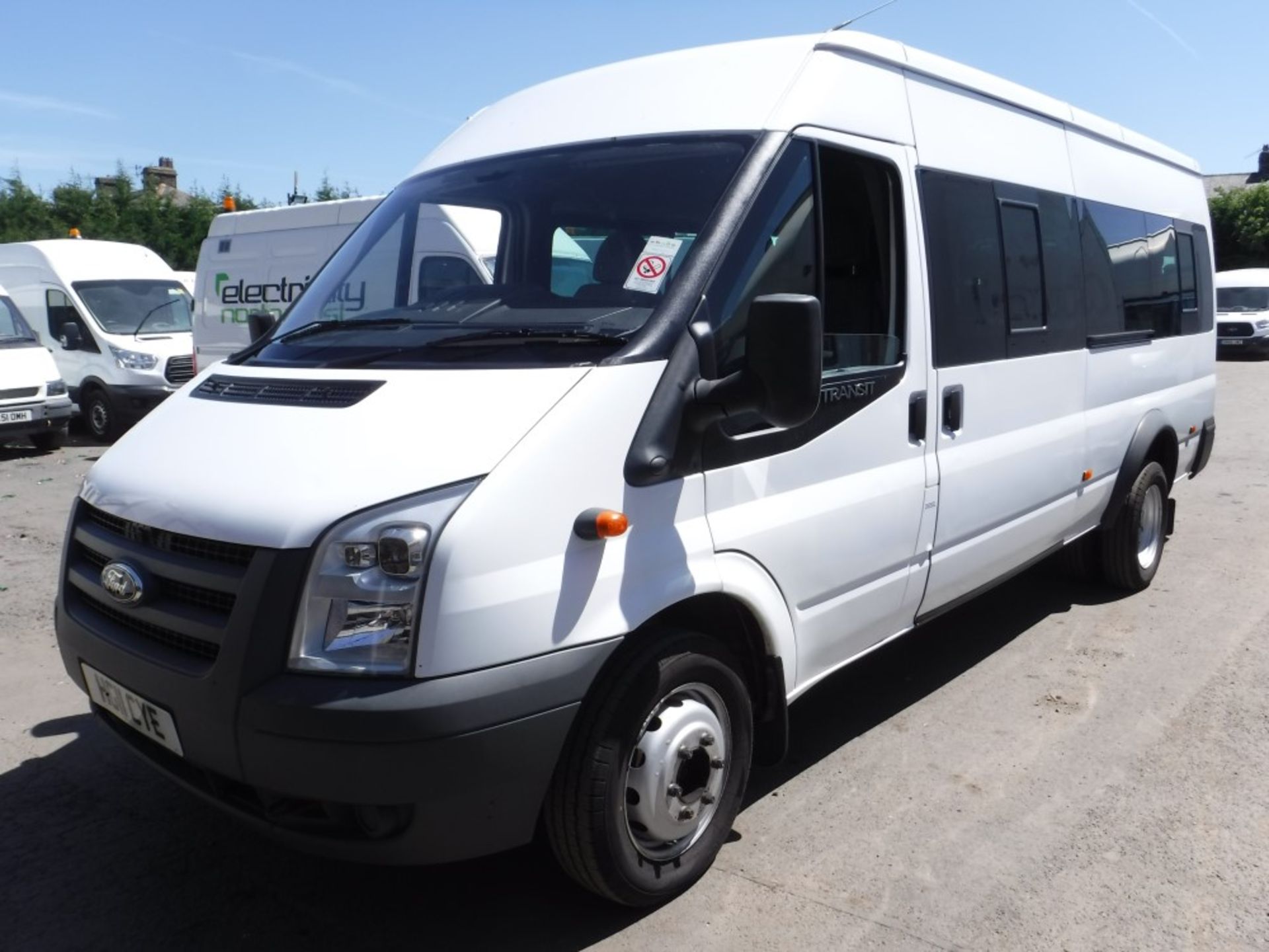 11 reg FORD TRANSIT 115 T430 RWD 17 SEAT MINIBUS, 1ST REG 03/11, TEST 02/19, 350995KM WARRANTED, - Bild 2 aus 6