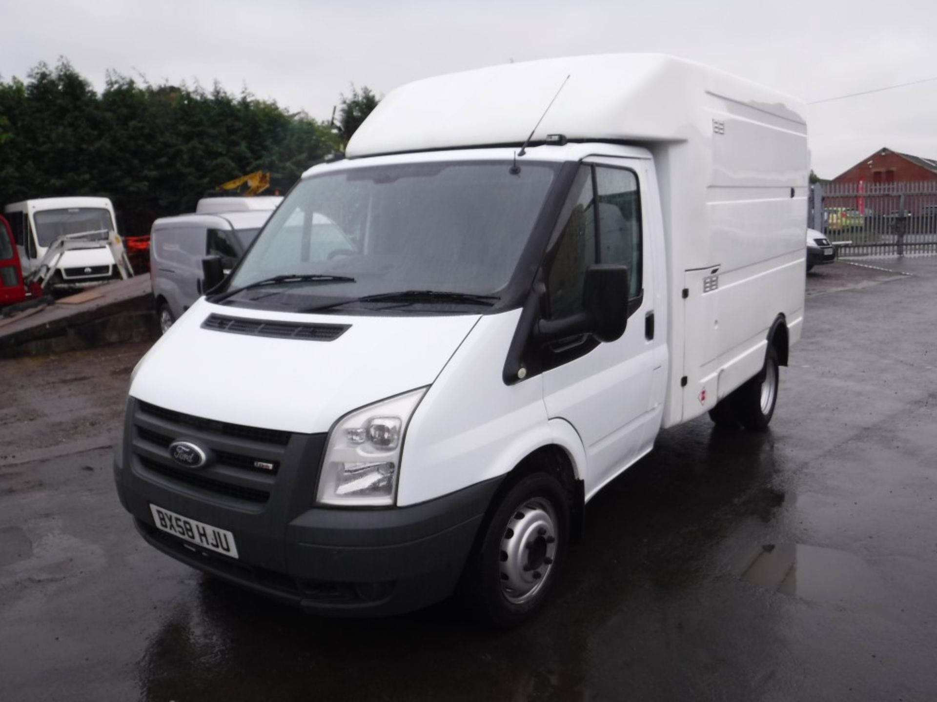 58 reg FORD TRANSIT 100 T350M RWD BOX VAN, 1ST REG 09/08, TEST 08/18, 114936M WARRANTED, V5 HERE, - Image 2 of 5