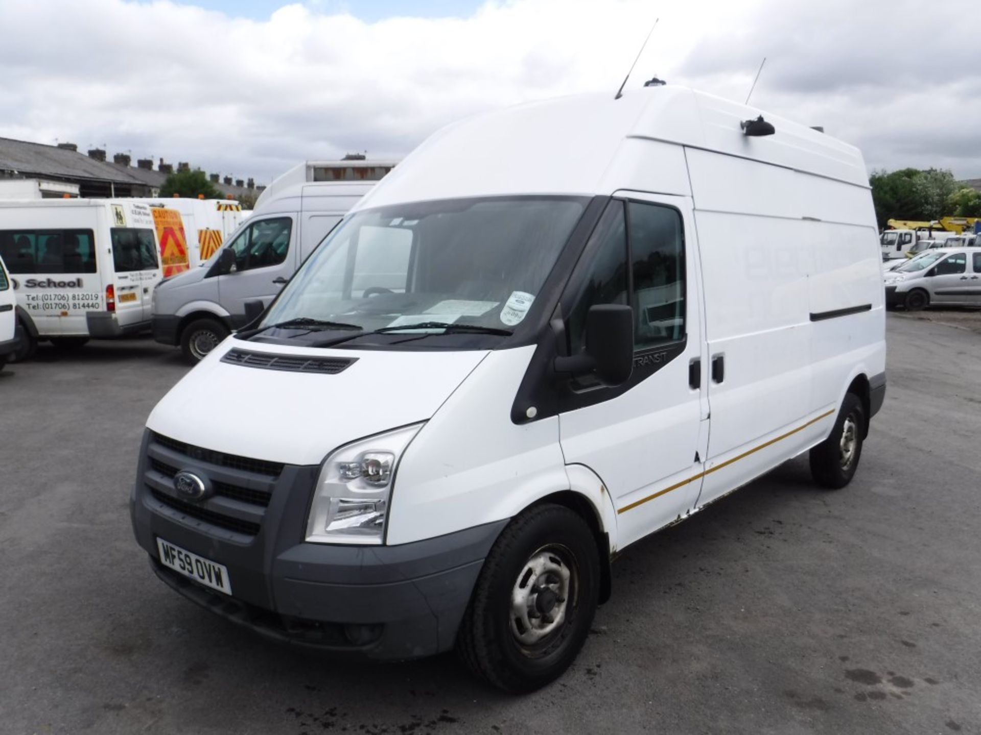 59 reg FORD TRANSIT 115 T350L RWD (DIRECT ELECTRICITY NW) 1ST REG 10/09, TEST 07/18, 94240M, V5 - Image 2 of 5