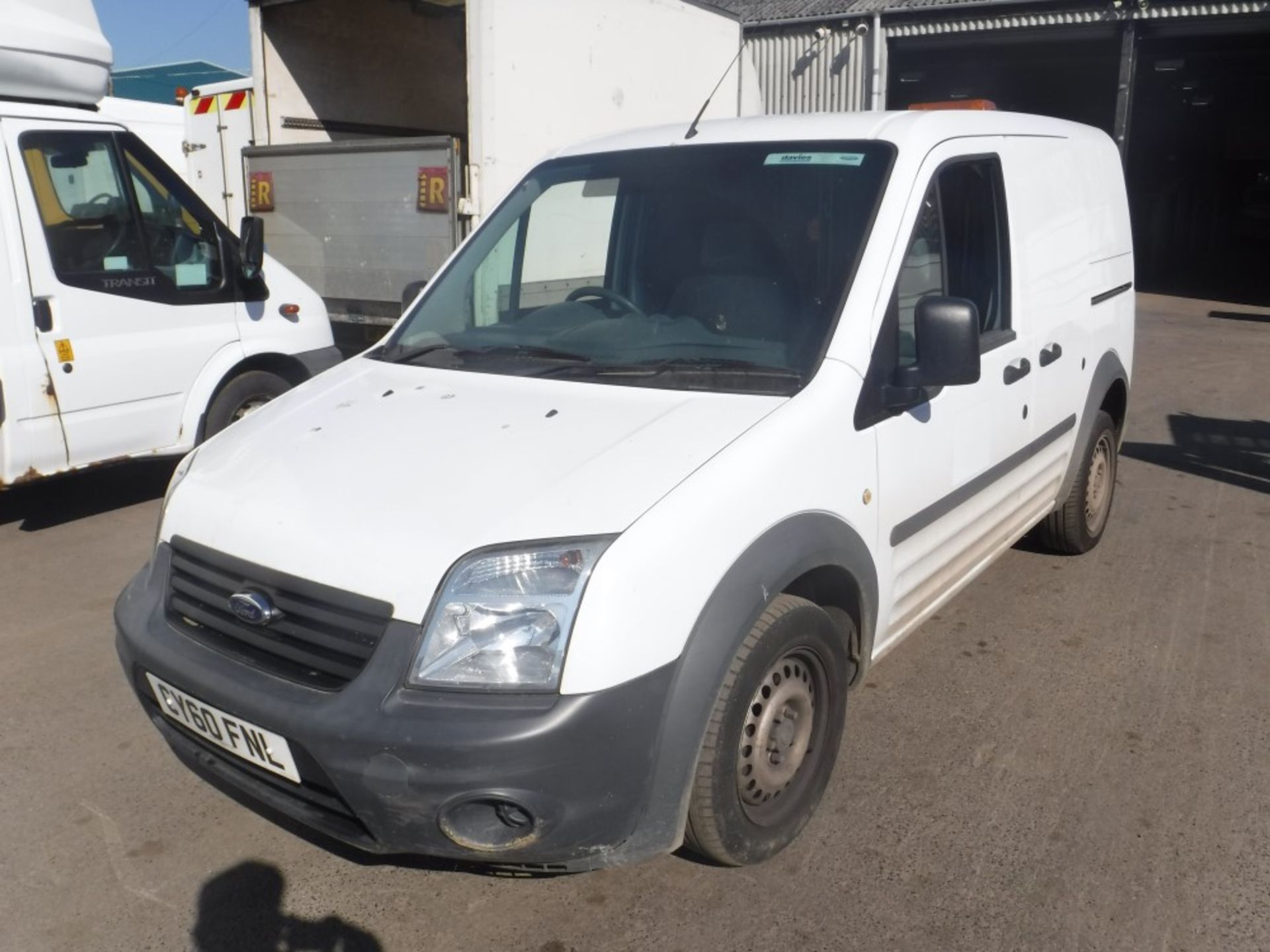 60 reg FORD TRANSIT CONNECT 90 T200 (DIRECT COUNCIL) 1ST REG 12/10, TEST 12/18, 89103M, V5 HERE, 1 - Bild 2 aus 5