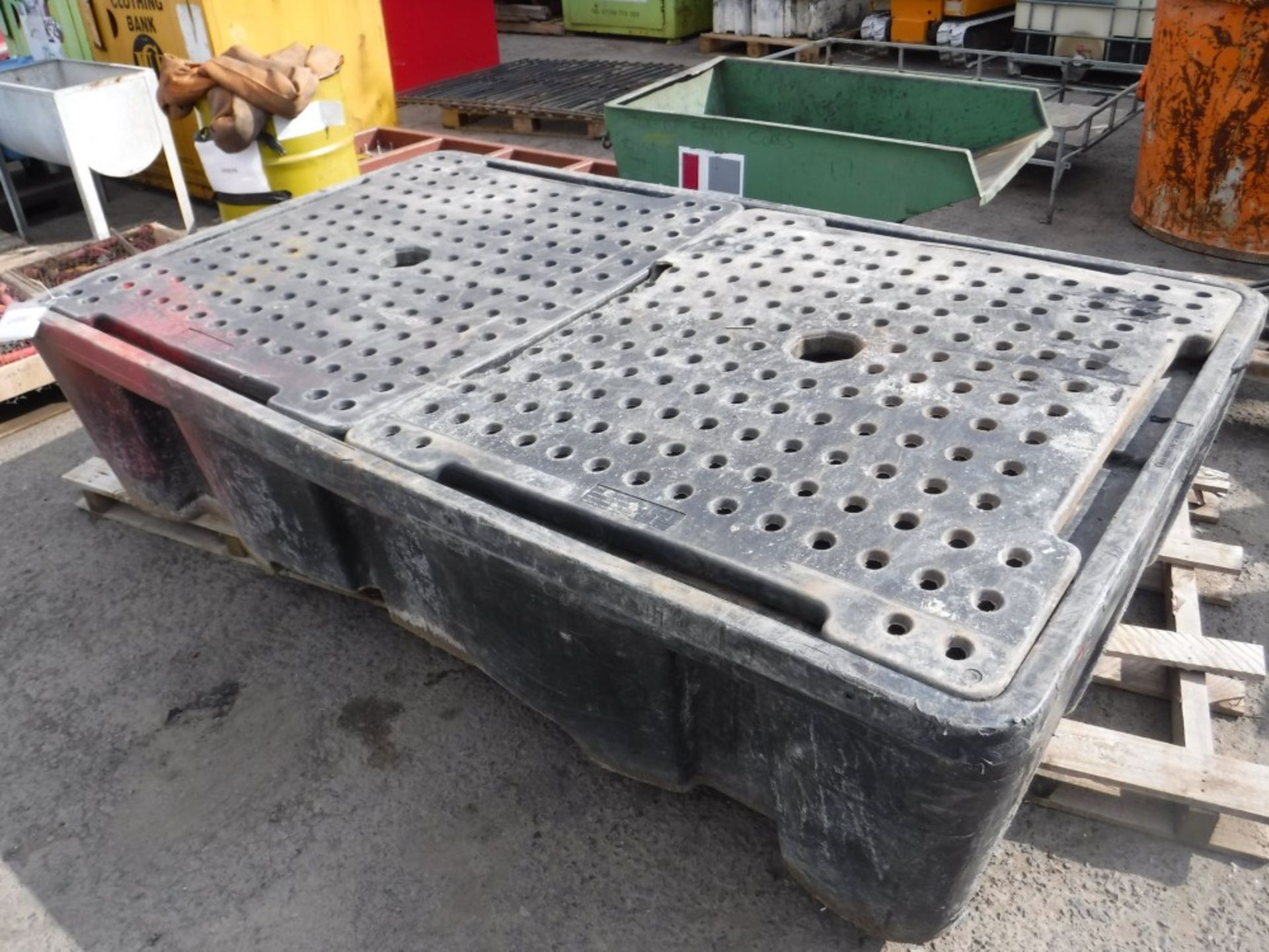 LARGE OIL BUND/DRIP TRAY [+ VAT]