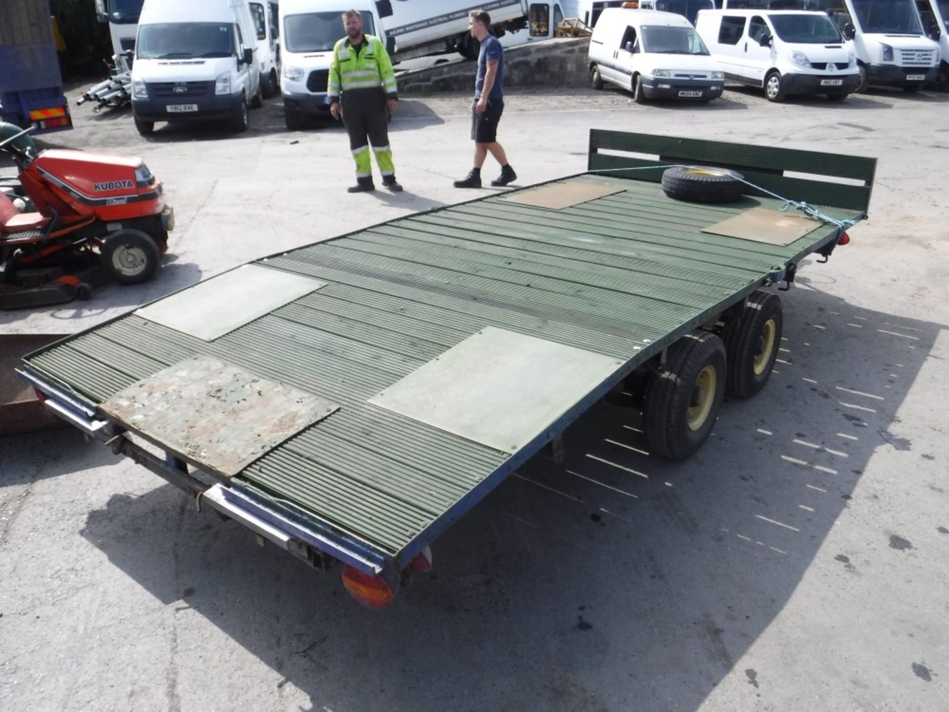 CAR TRANSPORTER TRAILER C/W 2 SPARE WHEELS & RAMPS [NO VAT] - Image 4 of 4