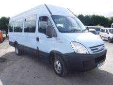 59 reg IVECO DAILY 40C12 17 SEAT MINIBUS, 1ST REG 09/09, 20274M WARRANTED, V5 HERE, 1 FORMER KEEPEER