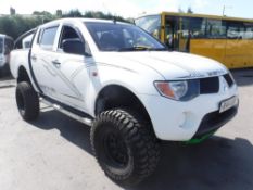 2009 MITSUBISHI L200 4WORK D/C 4WD PICKUP, 1ST REG 08/09, TEST 03/19, 81452M WARRANTED, V5 HERE, 5