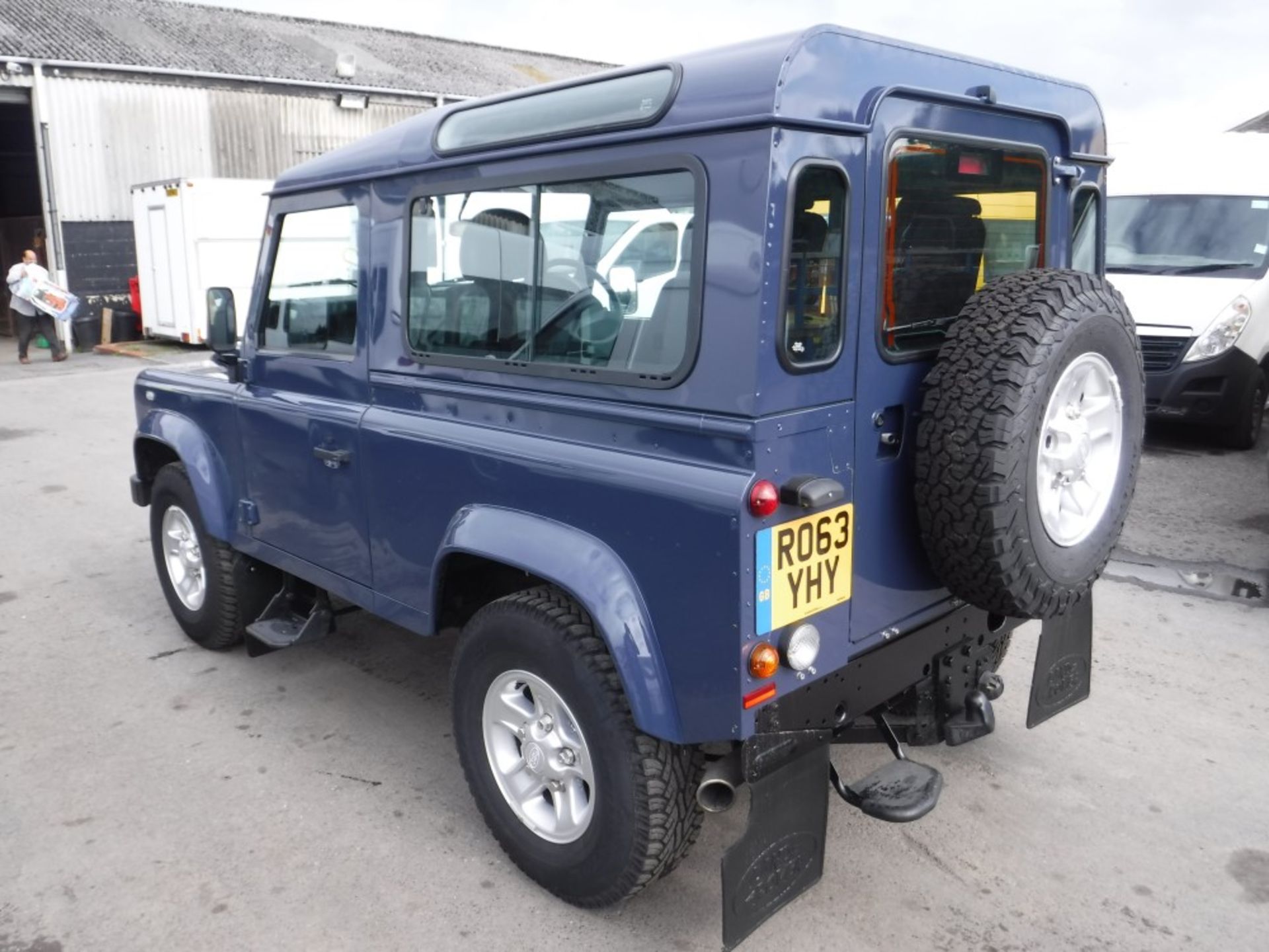 63 reg LANDROVER DEFENDER 90 COUNTY TD , 1ST REG 11/13, TEST 11/18, 48817M, V5 HERE, 1 OWNER FROM - Image 3 of 5