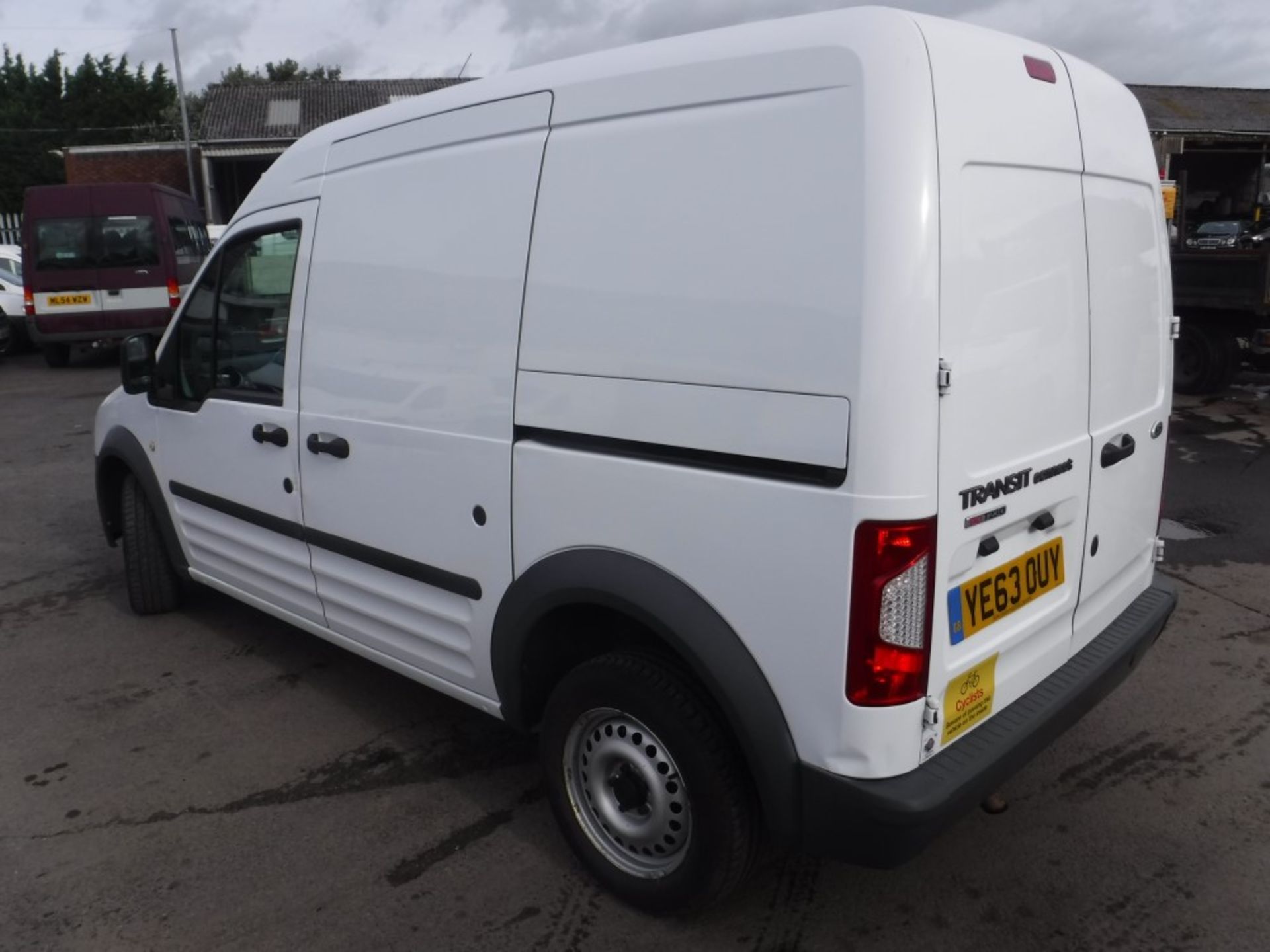 63 reg FORD TRANSIT CONNECT 90 T230 VAN, 1ST REG 10/13,TEST 10/18, 150766M WARRANTED, V5 HERE, 1 - Image 3 of 5