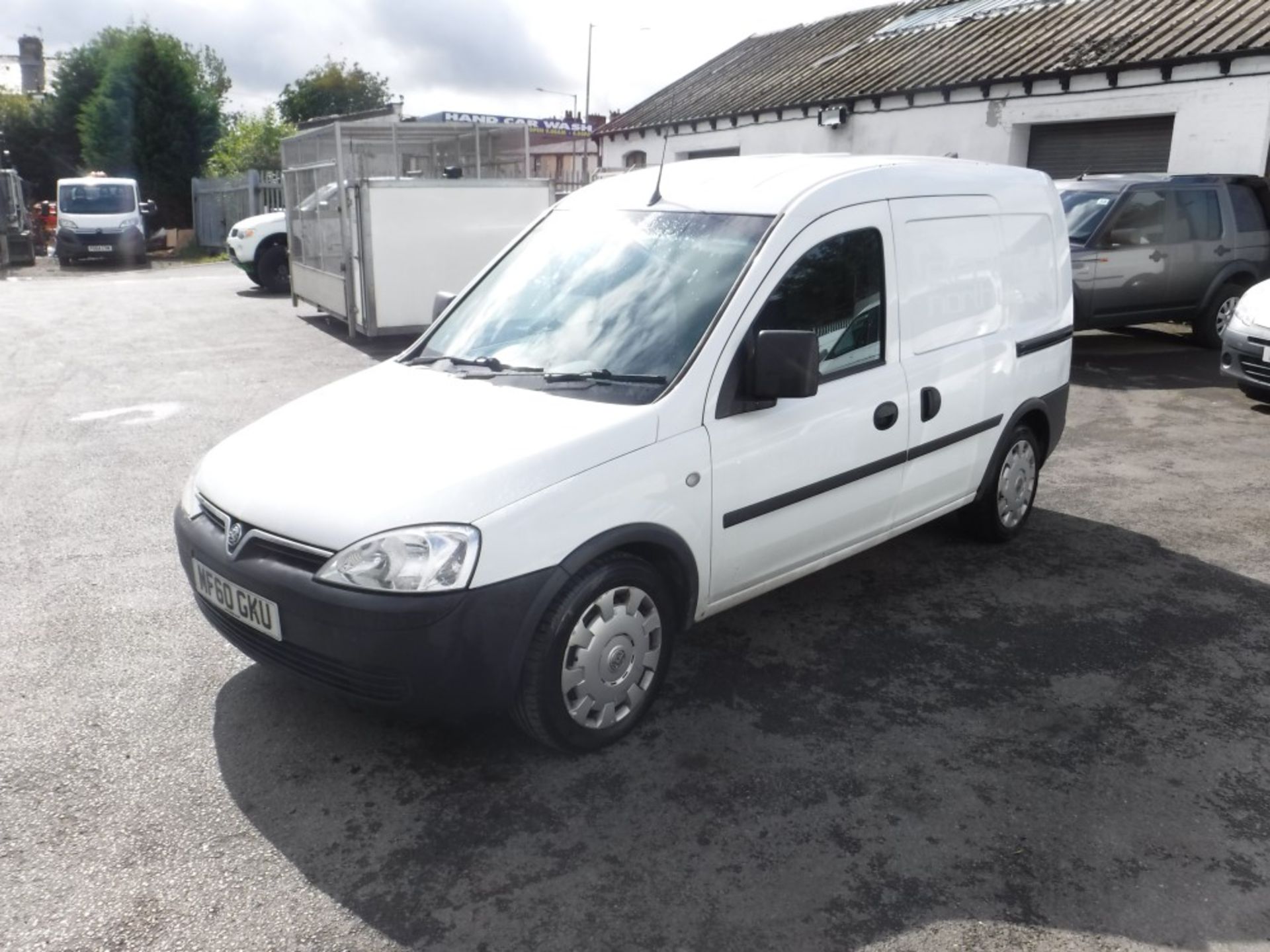 60 reg VAUXHALL COMBO 2000 CDTI VAN (DIRECT ELECTRICITY NW) 1ST REG 09/10, TEST 06/19, 114810M, V5 - Image 2 of 5