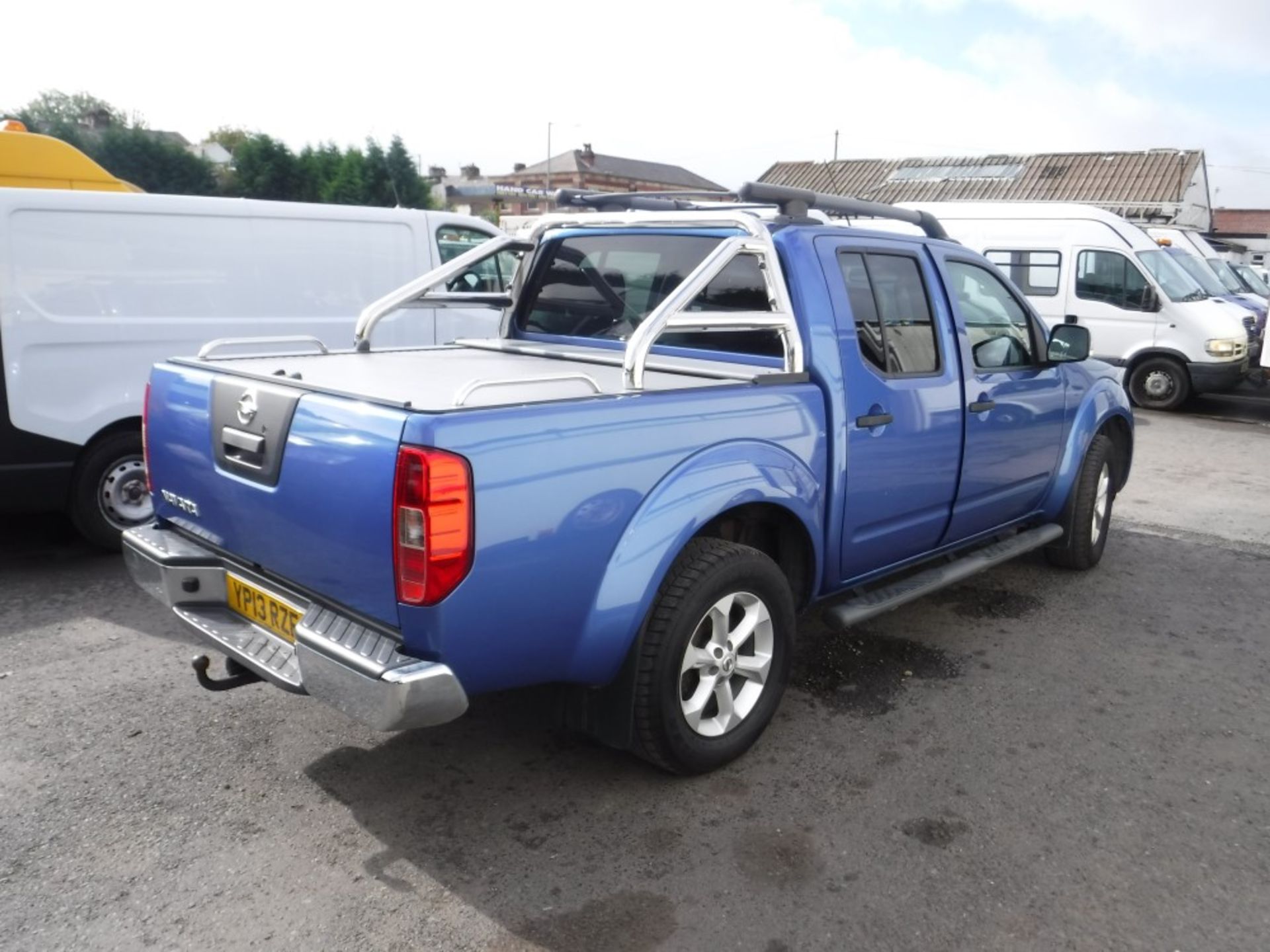 13 reg NISSAN NAVARA TEKNA DCI PICKUP, 1ST REG 05/13, TEST 06/19, 93933M WARRANTED, V5 HERE, 1 - Image 4 of 5