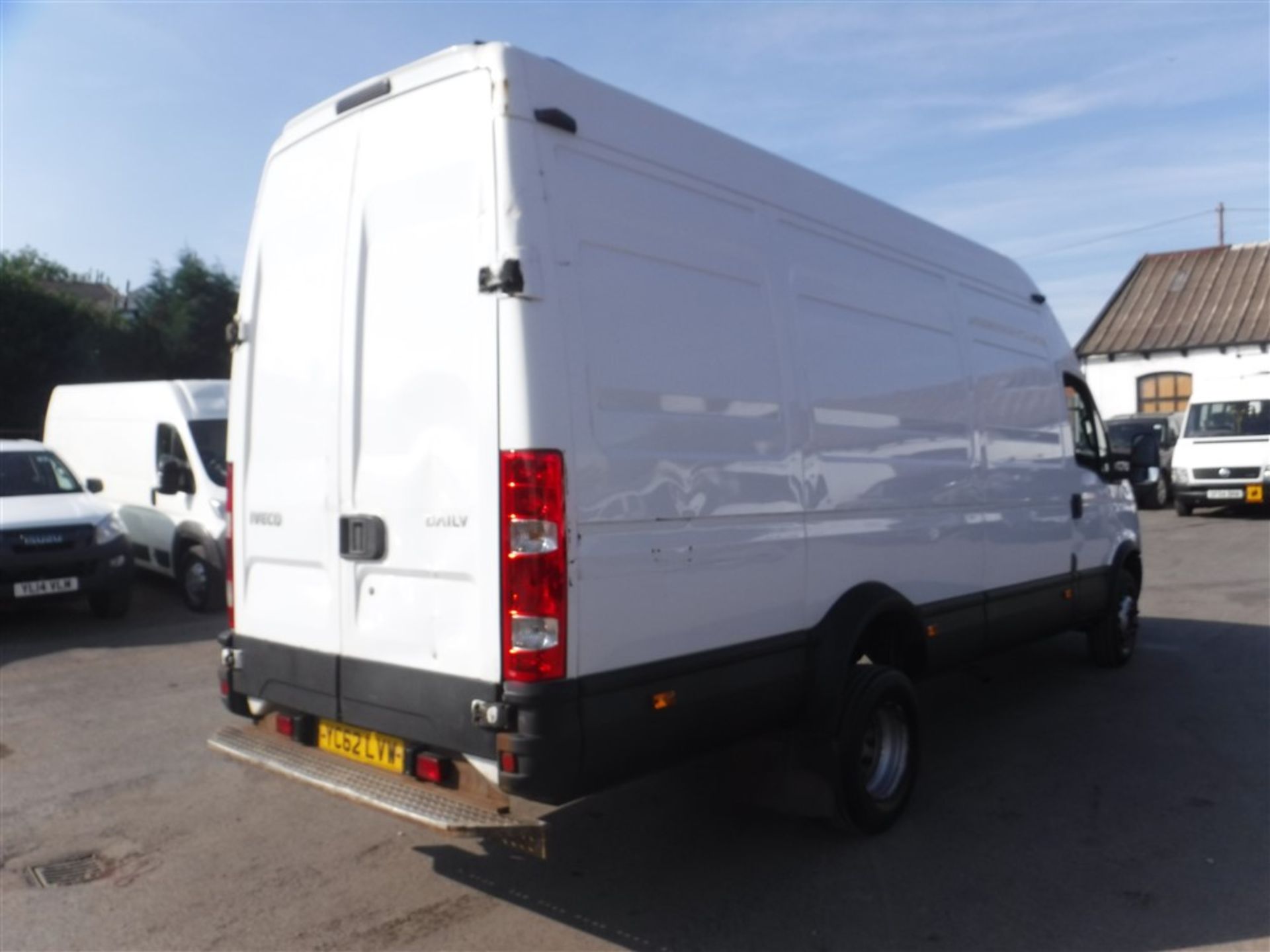 62 reg IVECO DAILY 70C17 7 TON VAN, 1ST REG 10/12, TEST 10/18, 404891KM WARRANTED, V5 HERE, 1 - Image 4 of 5