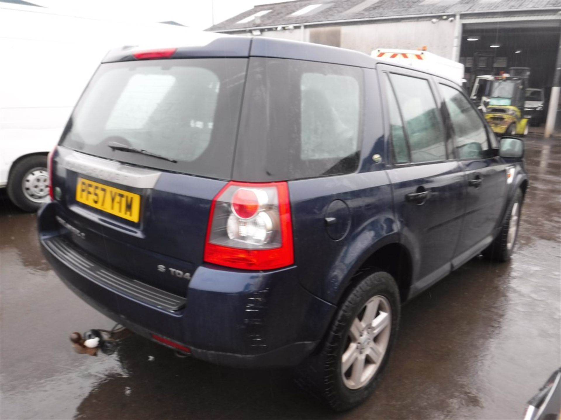 57 reg LANDROVER FREELANDER S TD4, 1ST REG 12/07, TEST 09/19, 117623M, NO V5 - GREEN SLIP ONLY [NO - Image 4 of 5