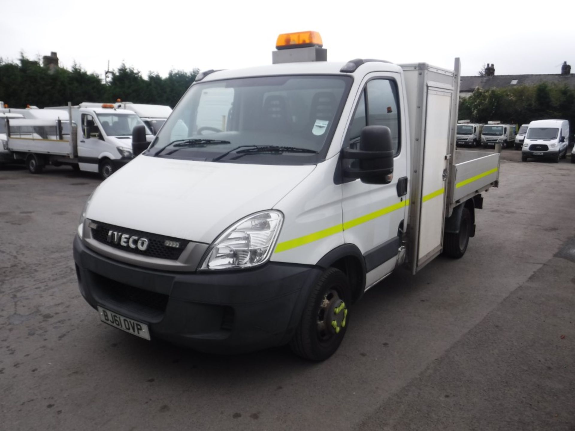 61 reg IVECO DAILY 35C15 MWB TIPPER (DIRECT COUNCIL) 1ST REG 10/11, 38285M, V5 HERE, 1 OWNER FROM - Image 2 of 5