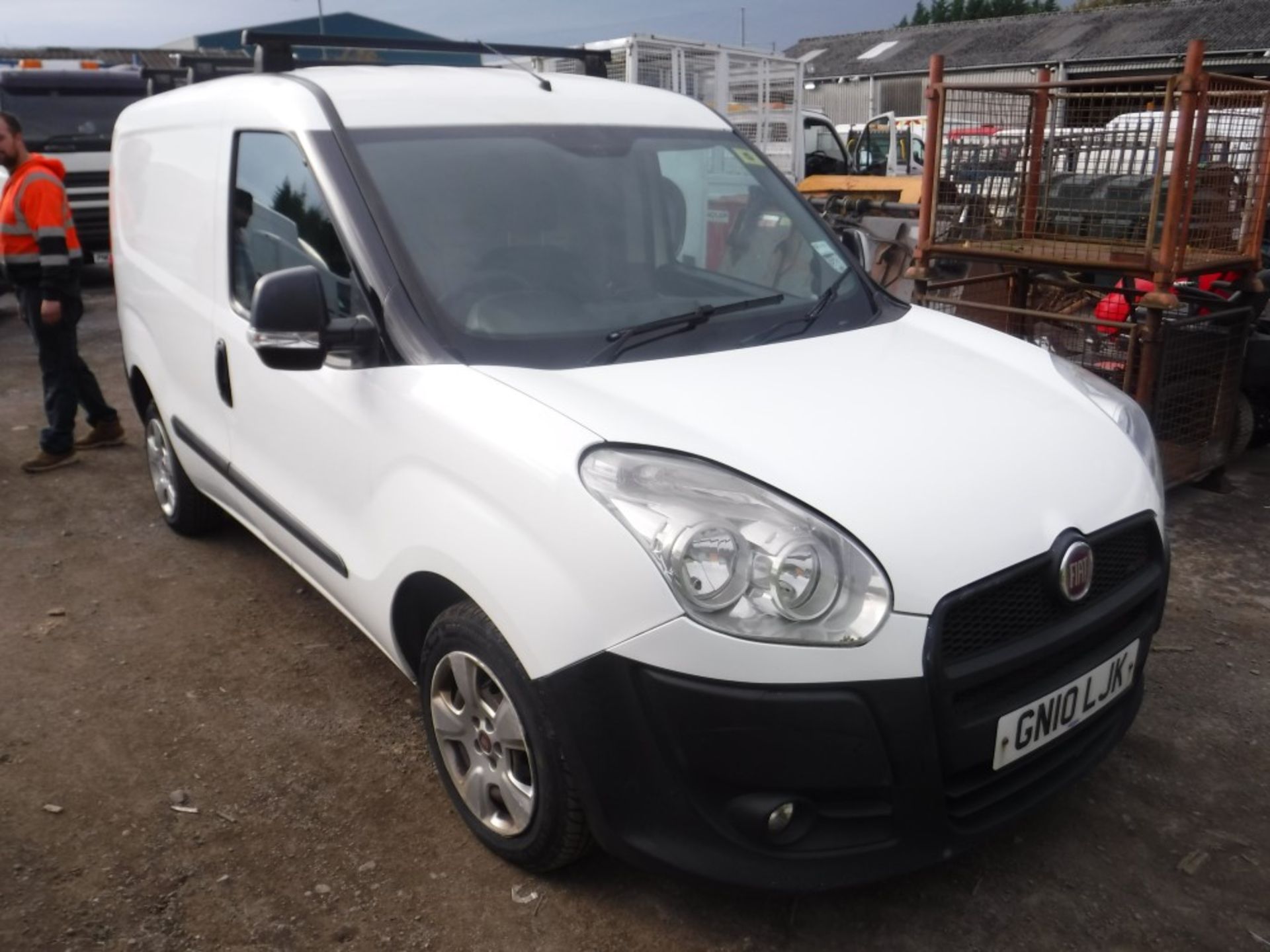 10 reg FIAT DOBLO SX MULTIJET, 1ST REG 07/10, TEST 08/19, 128433M NOT WARRANTED, V5 HERE, 1 FORMER