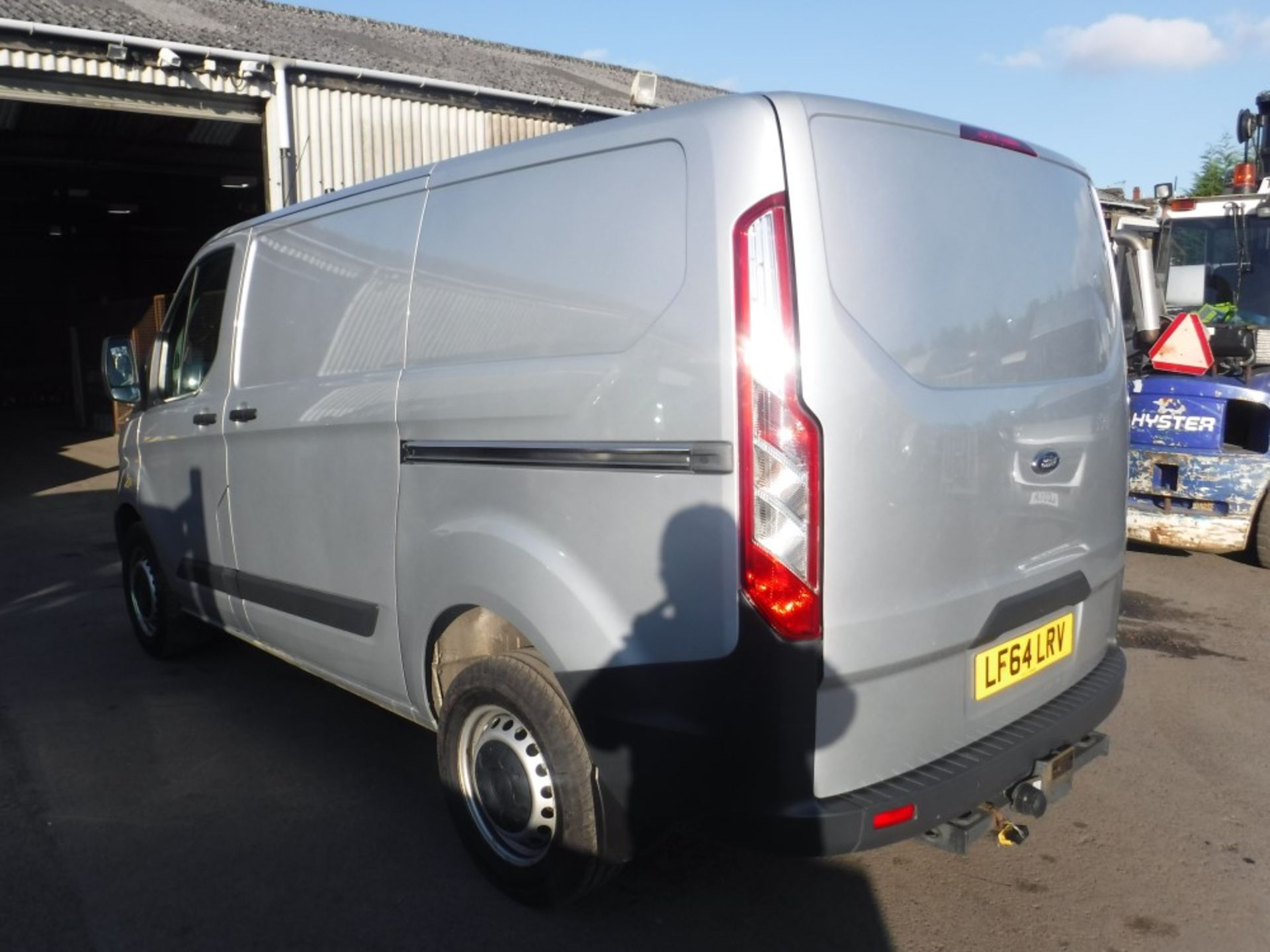 64 reg FORD TRANSIT CUSTOM 330 ECO-TECH, 1ST REG 09/14, TEST 09/19, 109061M, V5 HERE, 1 OWNER FROM - Image 3 of 7