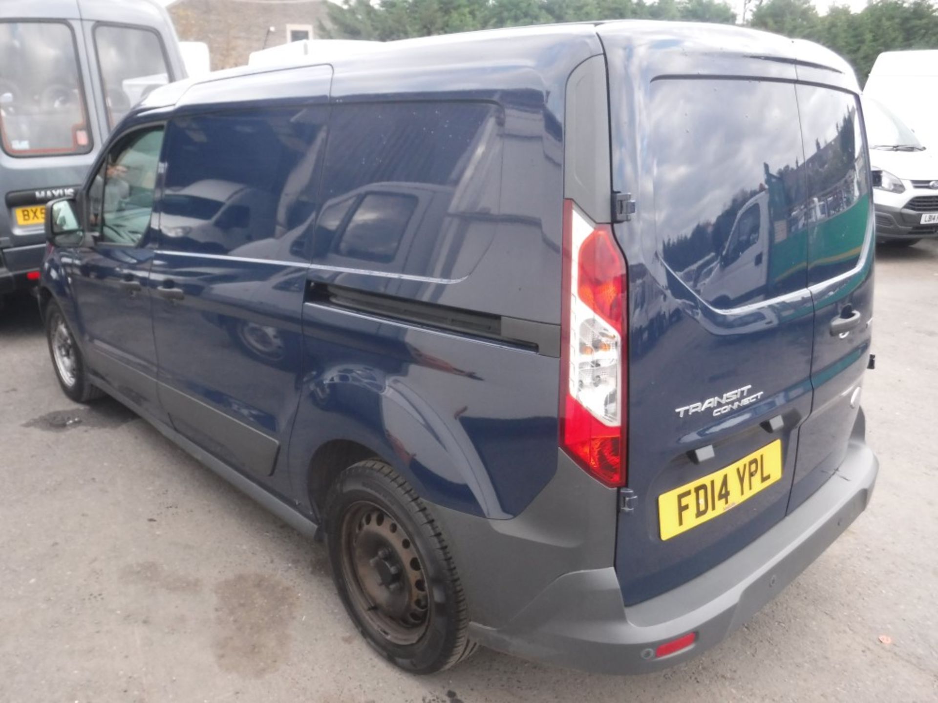 14 reg FORD TRANSIT CONNECT 210, 1ST REG 06/14, TEST 06/19, 133150M WARRANTED, V5 HERE, 1 FORMER - Image 3 of 6