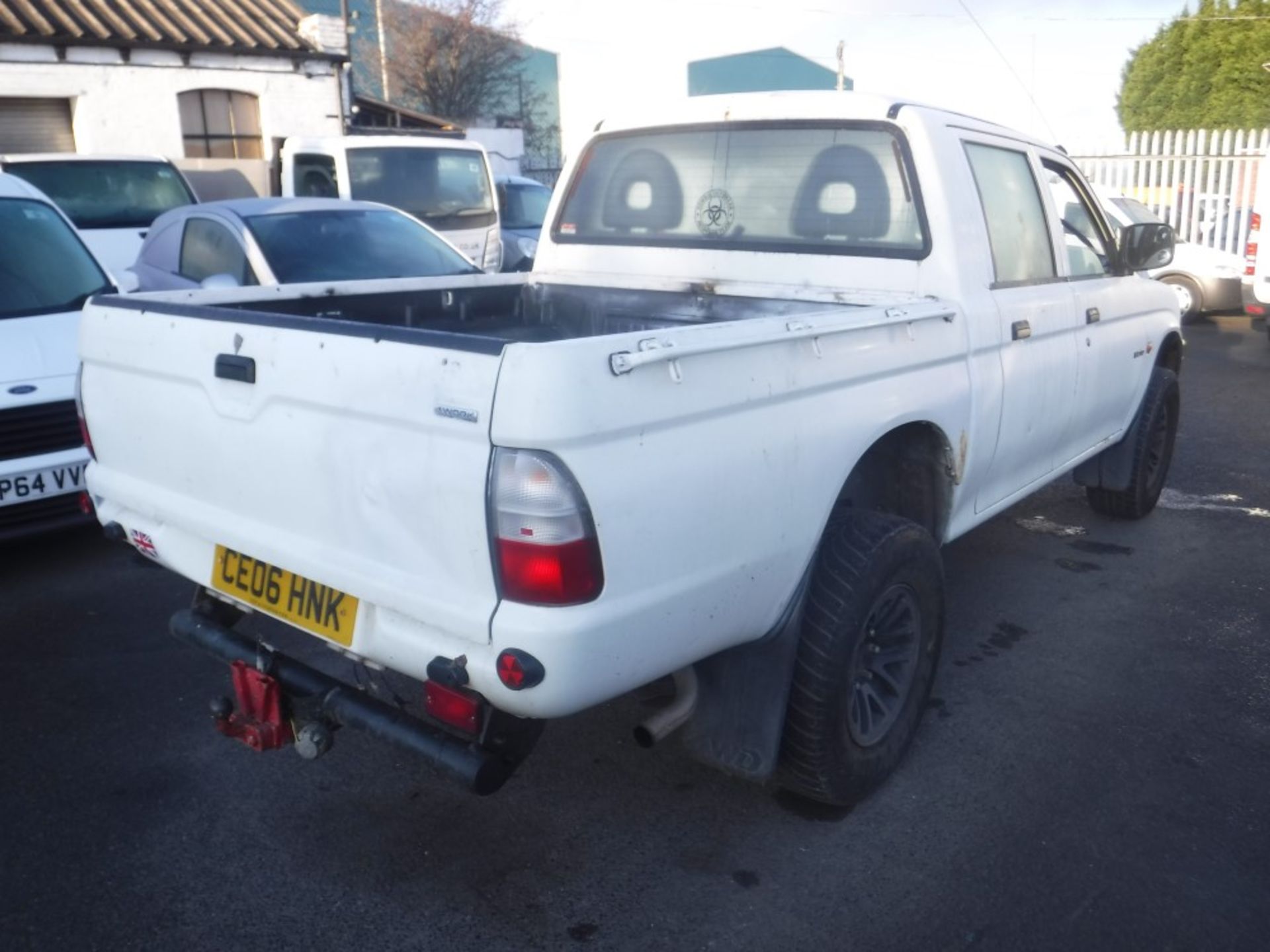 06 reg MITSUBISHI L200 GL 4WORK LWB PICKUP, 1ST REG 03/06, TEST 08/19, 112657M, V5 HERE, 8 FORMER - Image 4 of 5