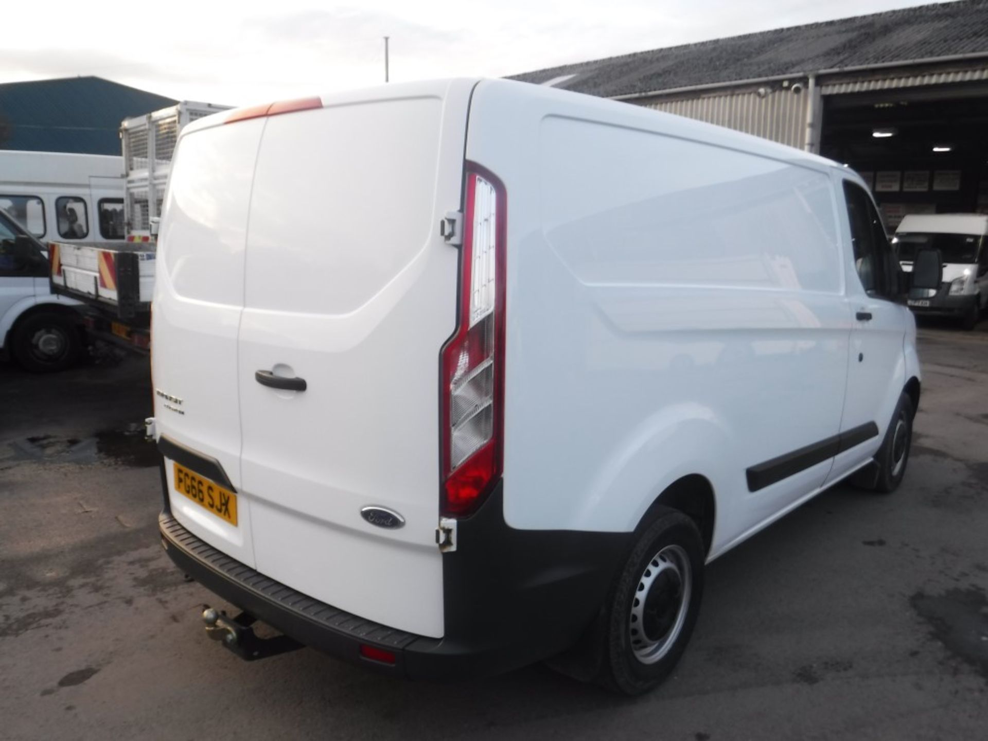 66 reg FORD TRANSIT CUSTOM 290 ECO-TECH, 1ST REG 09/16, 40980M NOT WARRANTED, NO V5 - FINANCE - Image 4 of 6