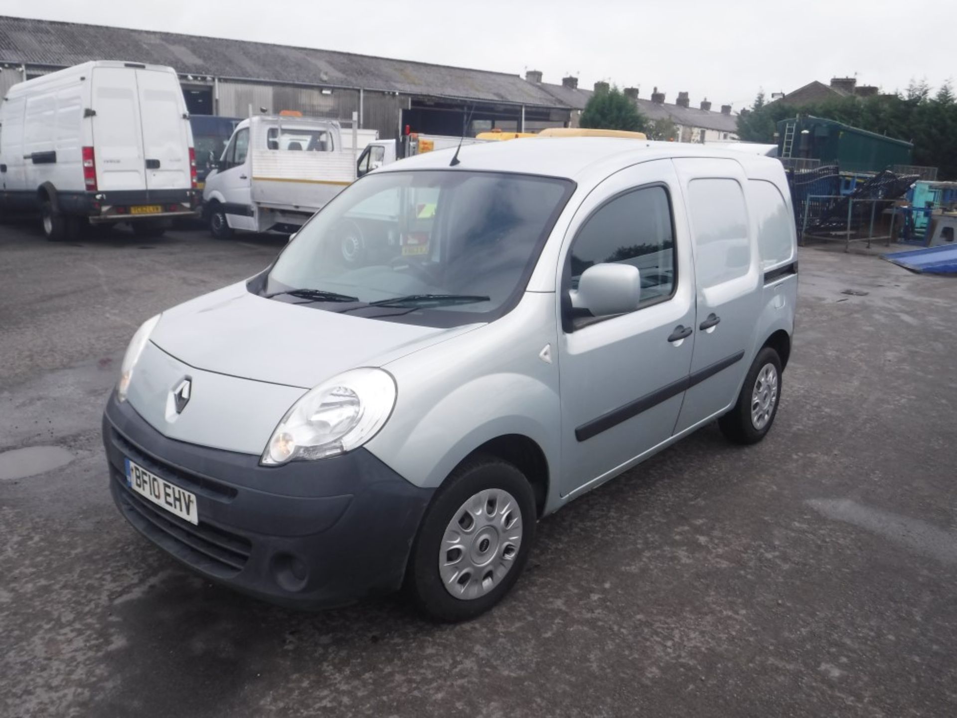 10 reg RENAULT KANGOO ML20 PLUS 67 DCI, 1ST REG 03/10, TEST 03/19, 157400M WARRANTED, V5 HERE, 1 - Image 2 of 5