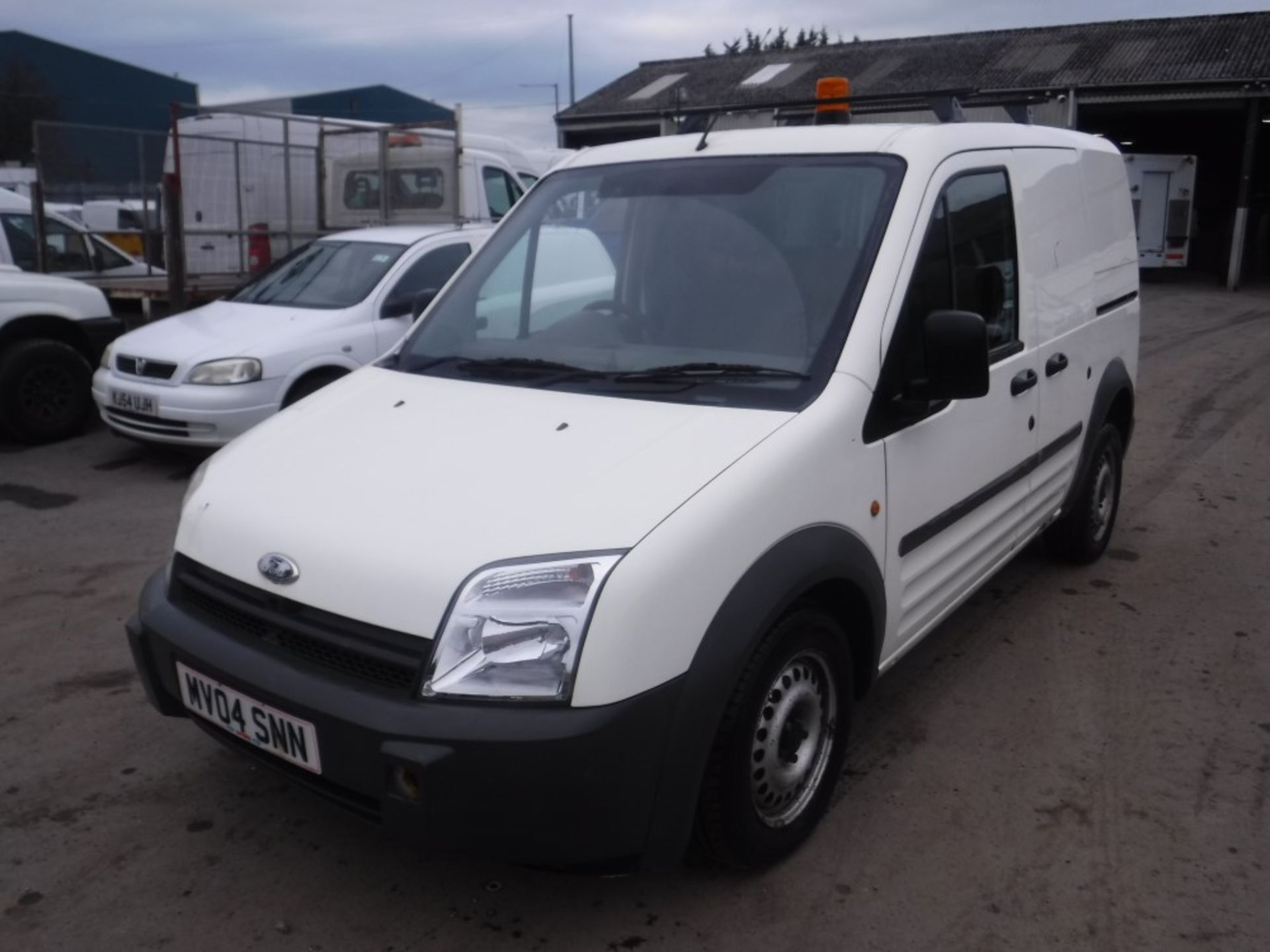 04 reg FORD TRANSIT CONNECT L200 TD SWB (DIRECT COUNCIL) 1ST REG 04/04, TEST 05/19, 52413M, V5 HERE, - Image 2 of 6