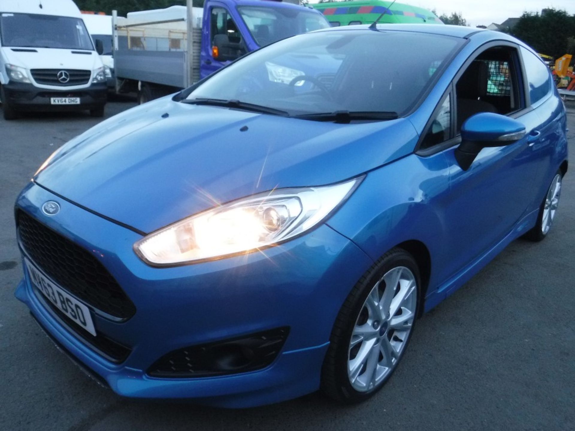 63 reg FORD FIESTA SPORT TDCI VAN, 1ST REG 09/13, TEST 09/19, 161170M WARRANTED, V5 HERE, 1 FORMER - Image 2 of 6