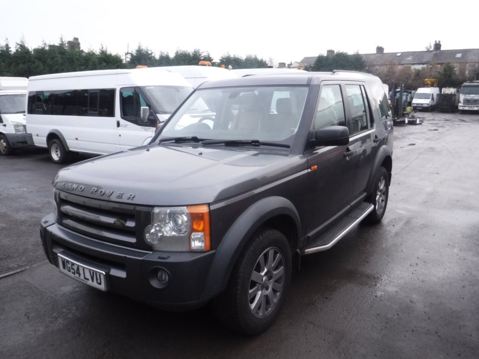 54 reg LAND ROVER DISCOVERY 3 TDV6 SE, 1ST REG 12/04, TEST 09/19, 112409M, PART V5 [NO VAT] - Image 2 of 5