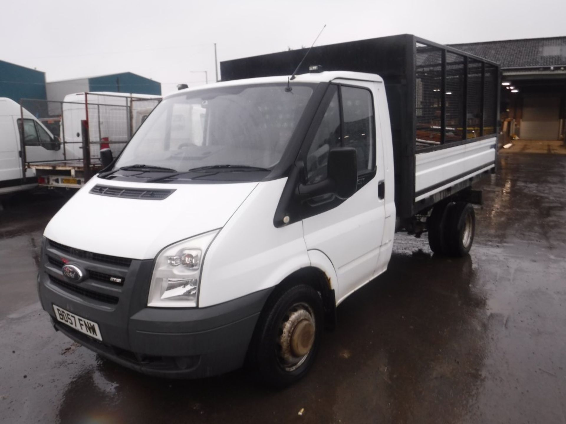 57 reg FORD TRANSIT 100 T350M RWD TIPPER, 1ST REG 02/08, 112593M WARRANTED, V5 HERE, 1 OWNER FROM - Image 2 of 5