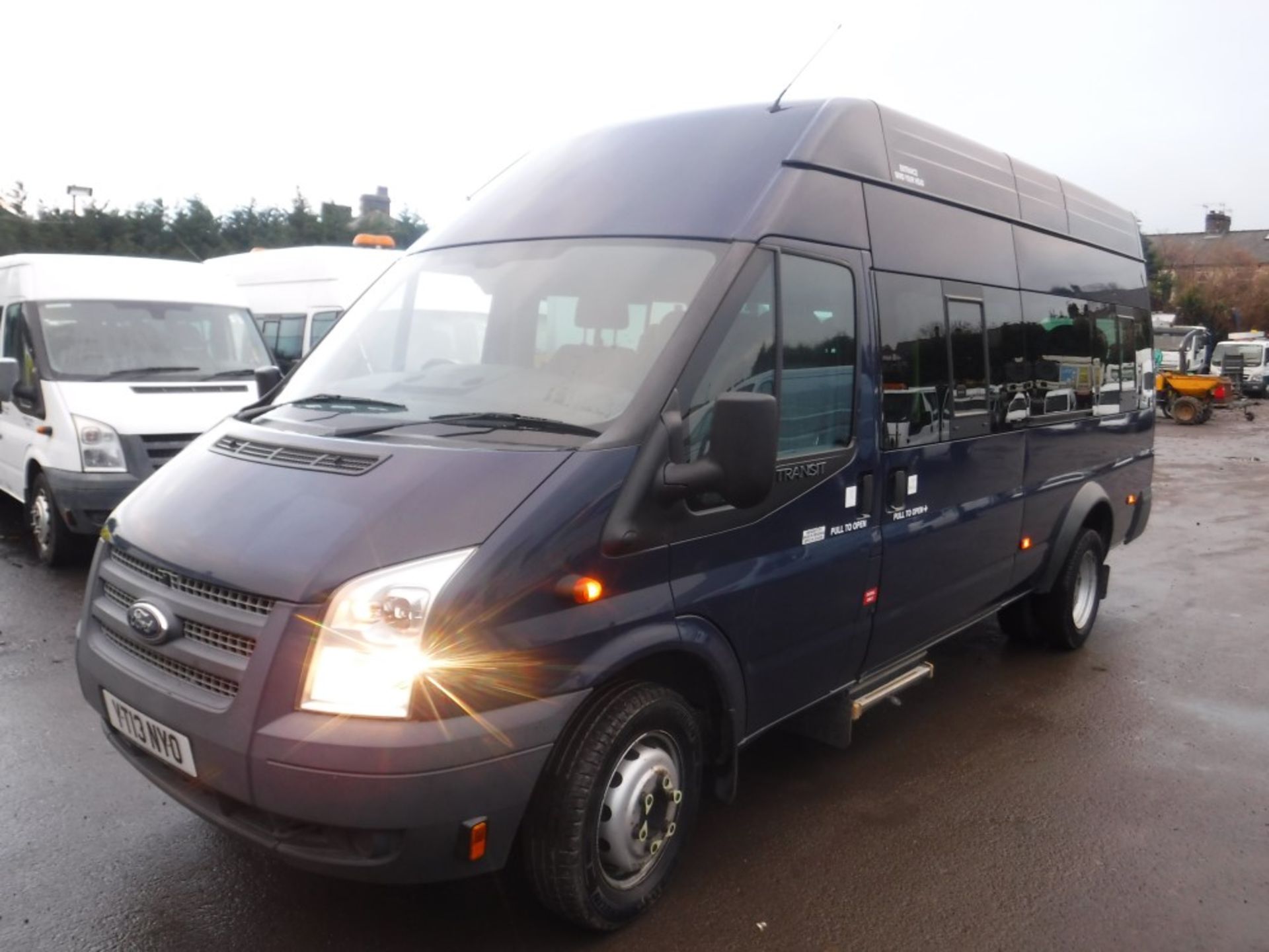 13 reg FORD TRANSIT 135 T430 RWD MINIBUS, 1ST REG 03/18, TEST 02/19, 75455M WARRANTED, V5 HERE, 1 - Image 2 of 6