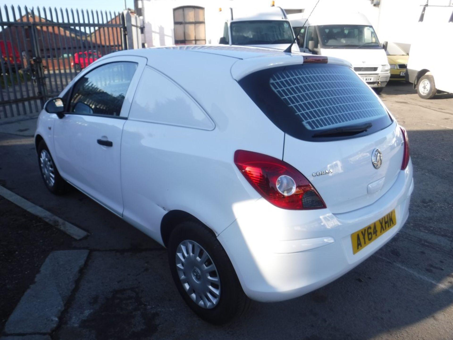 64 reg VAUXHALL CORSA CDTI VAN, 1ST REG 09/14, TEST 09/19, 91973M WARRANTED, V5 HERE, 1 OWNER FROM - Image 3 of 6