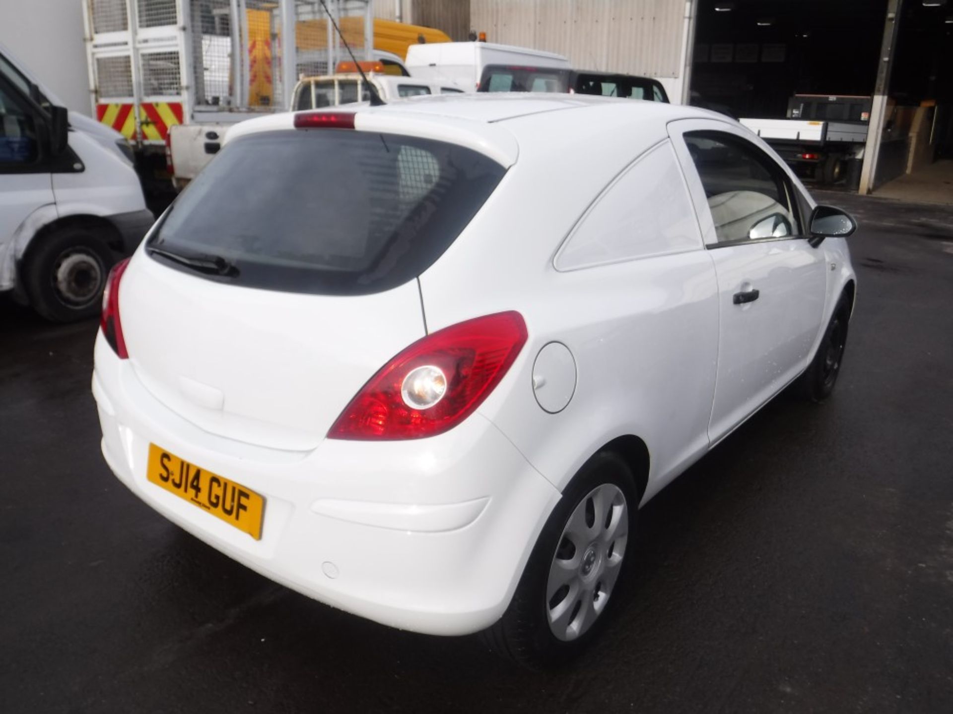 14 reg VAUXHALL CORSA CDTI ECOFLEX S/S VAN, 1ST REG 06/14, TEST 06/19, 109307M WARRANTED, V5 HERE, 1 - Image 4 of 5