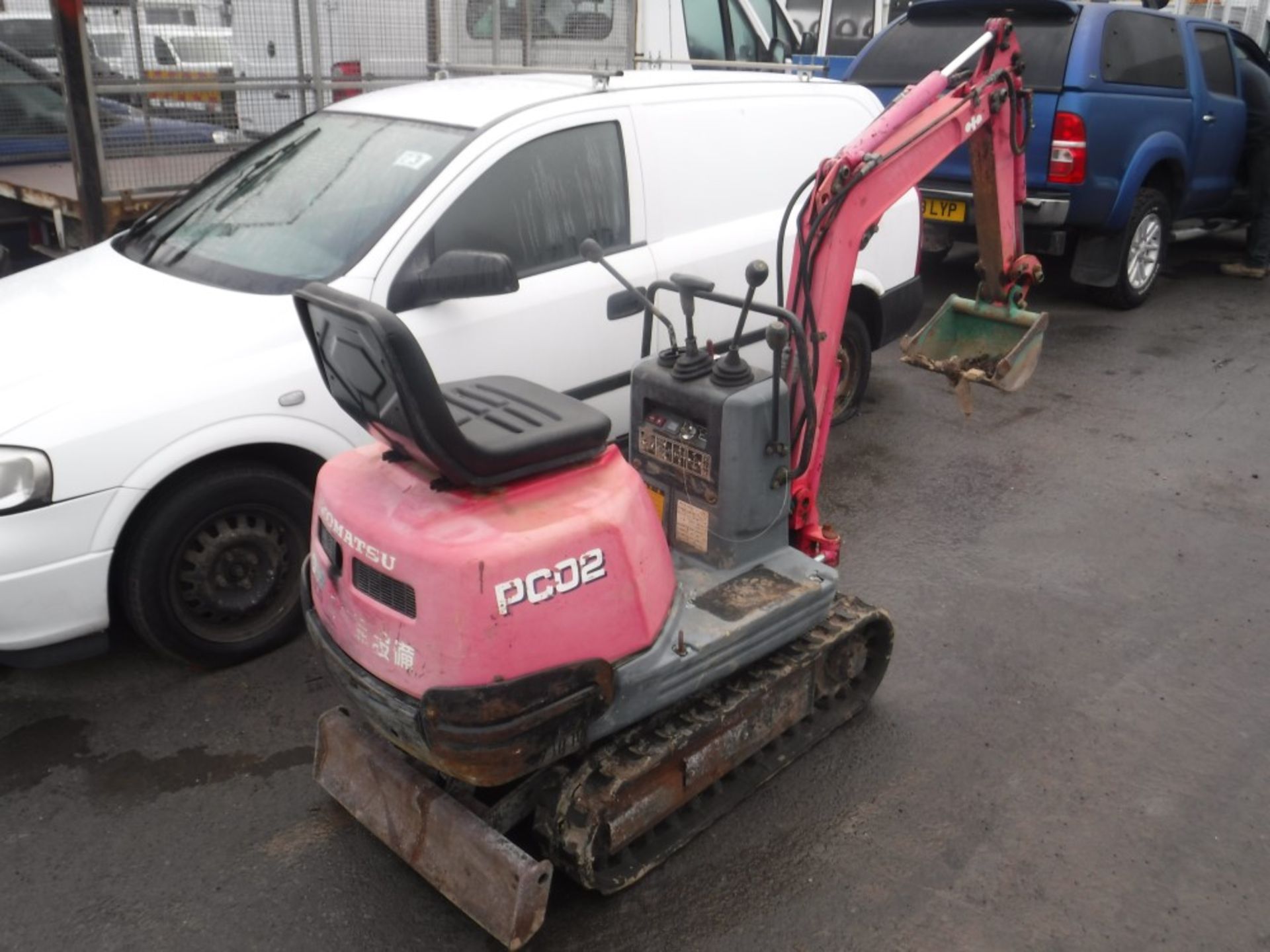 KOMATSU PC02-1 MICRO DIGGER, 2514 HOURS NOT WARRANTED [+ VAT] - Image 4 of 4