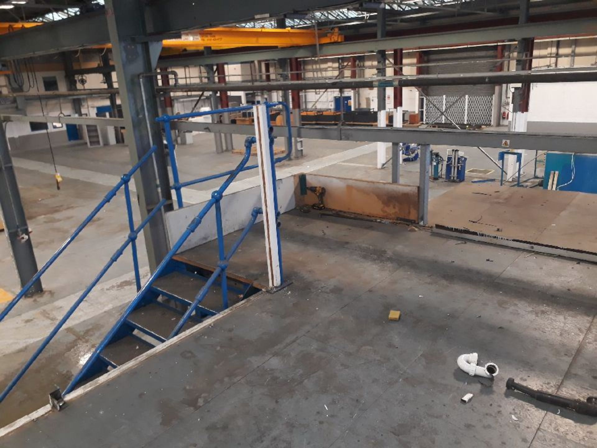 COMPLETE 45' X 50' MEZZANINE FLOOR C/W METAL STAIRCASE [NO VAT] - Image 9 of 9